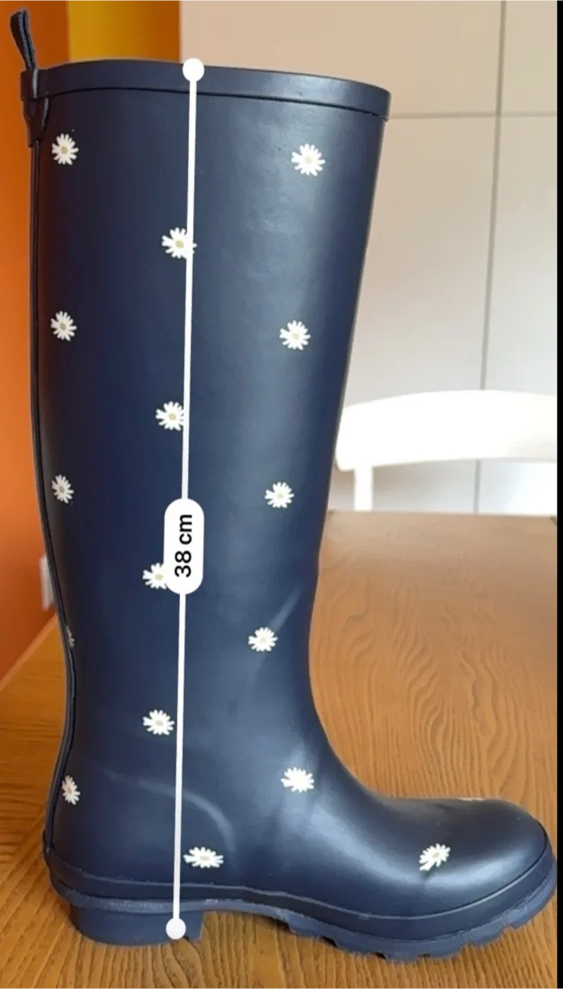 Joules Navy Floral Rain Boots - Size 6