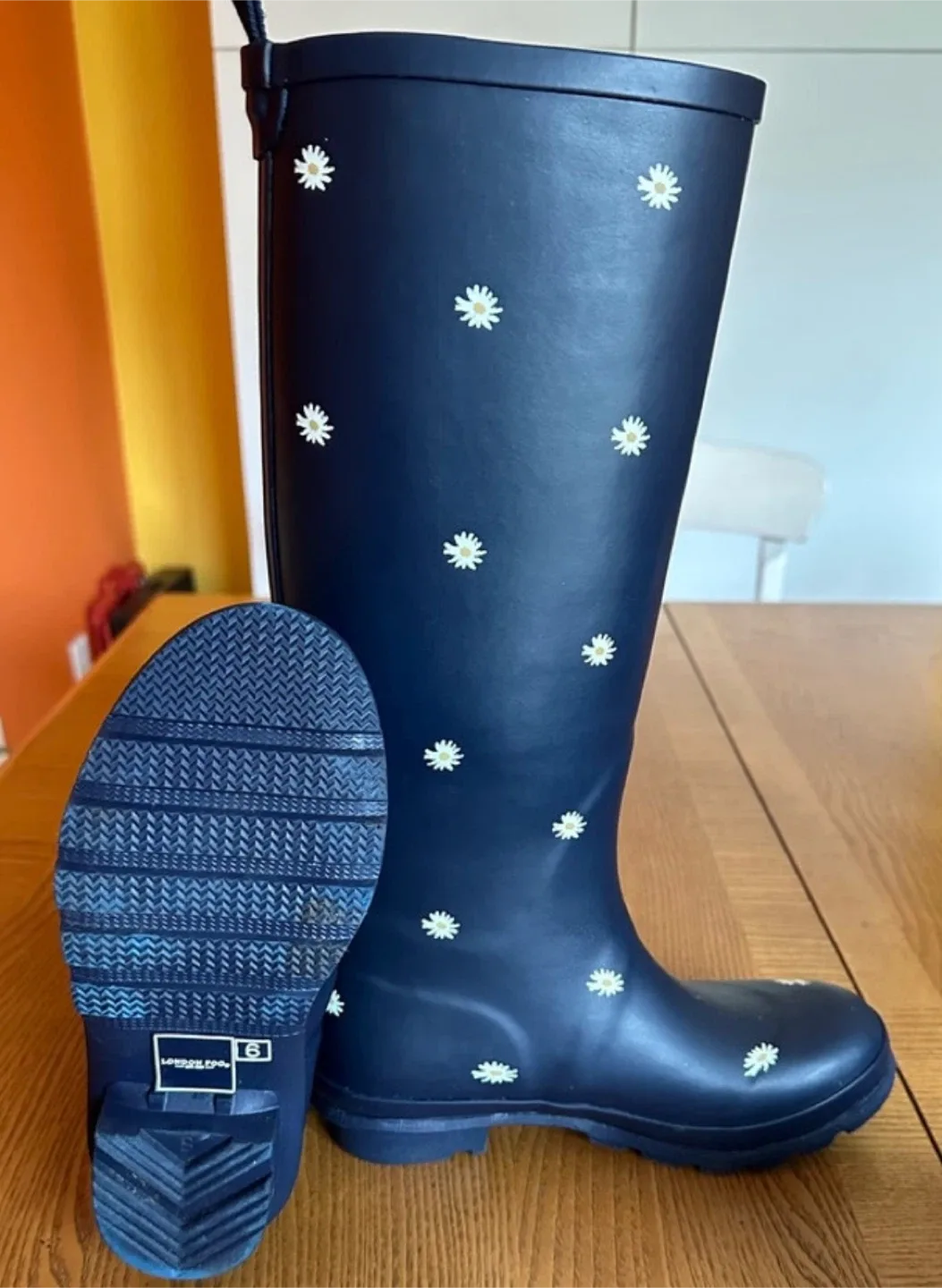 Joules Navy Floral Rain Boots - Size 6 image indicator(5)