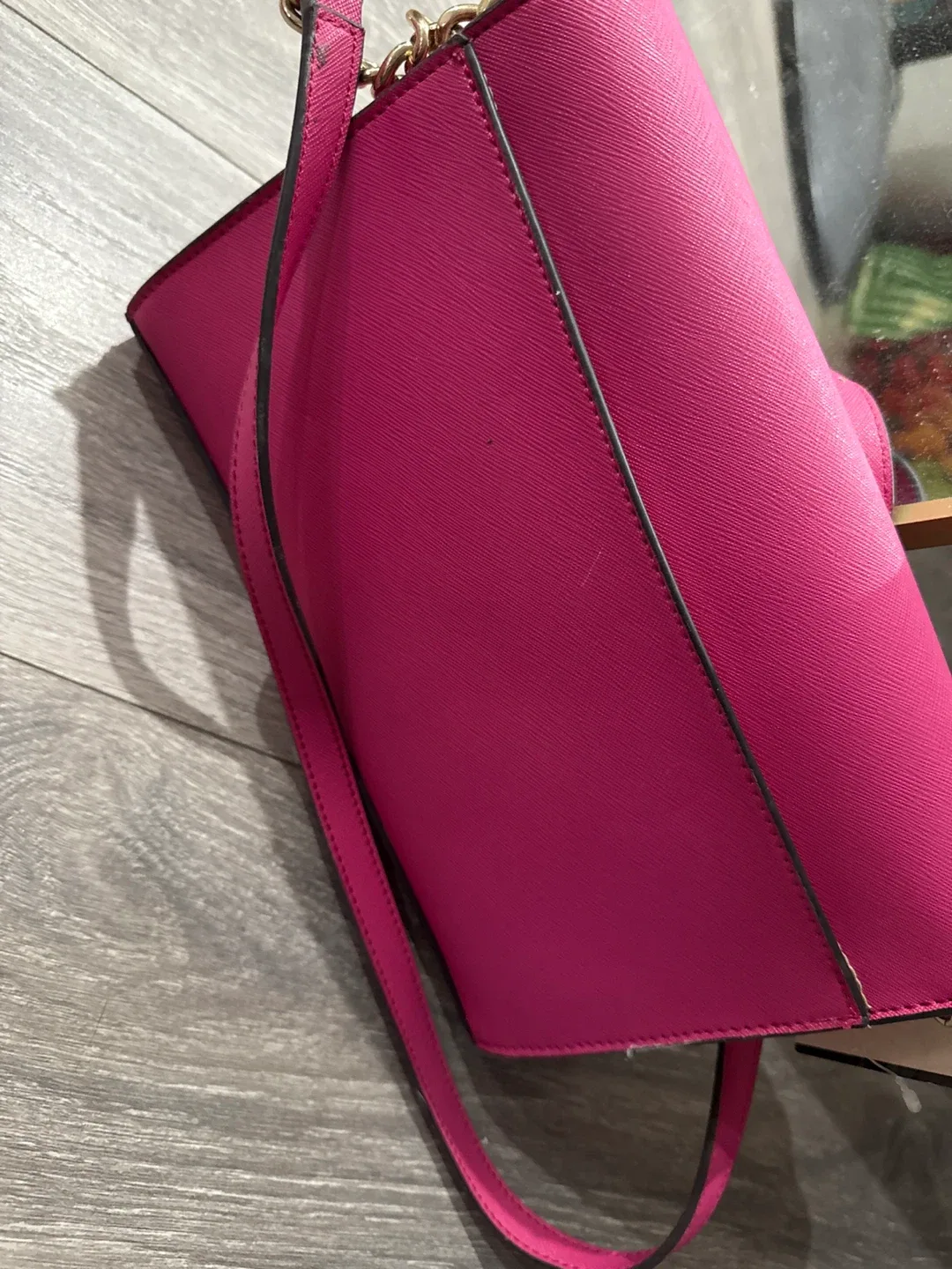 Calvin Klein Pink Crossbody Bag - Like New! image indicator(3)