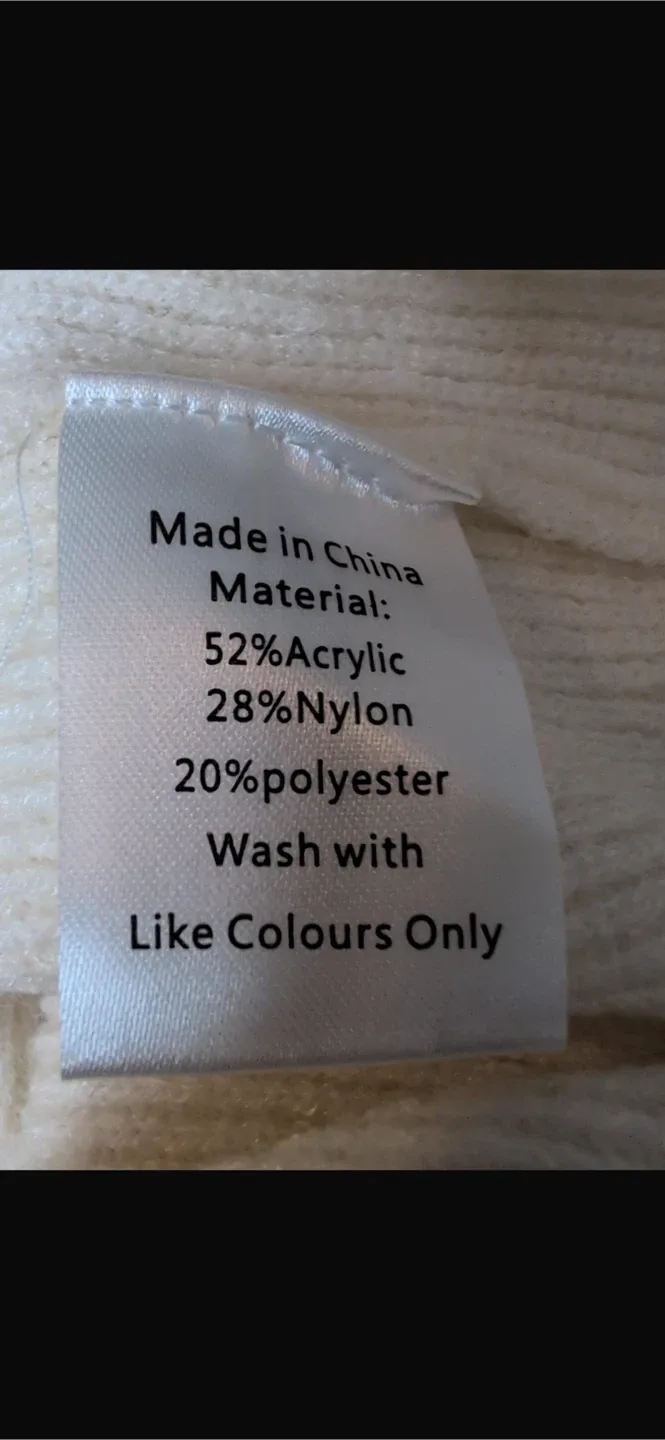 NEW! LouKeith Cream Sweater - Size S image indicator(6)