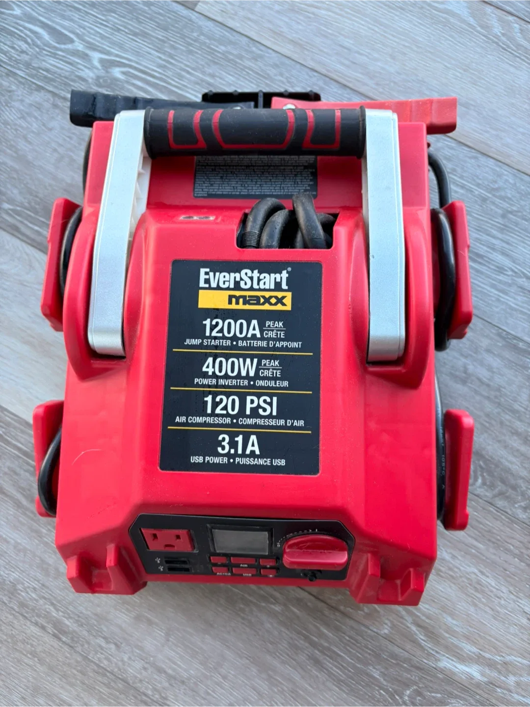 EverStart Maxx 1200A JumpStarter/Power Inverter image indicator(4)