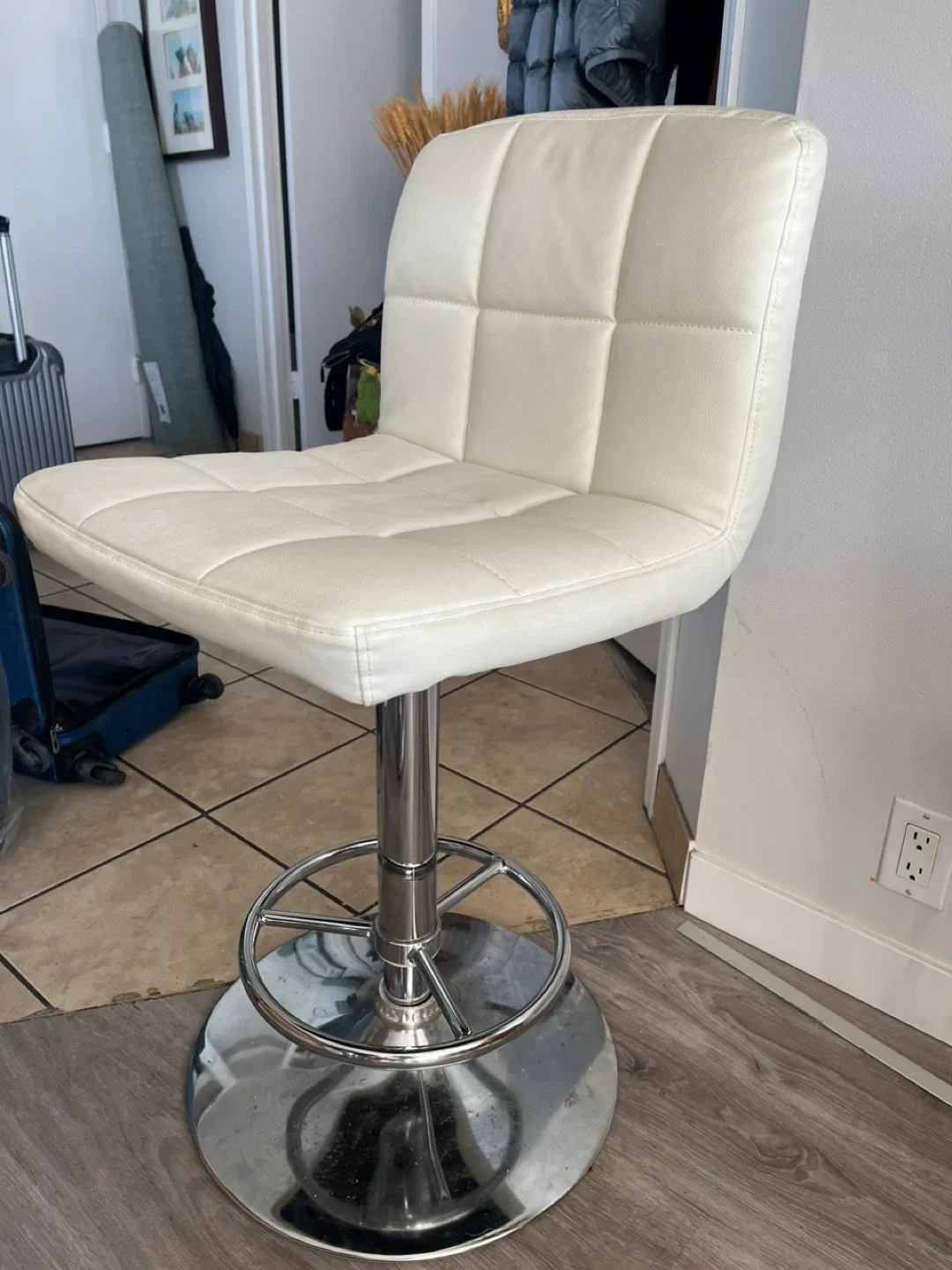 Cream Bar Stools - Set of 3