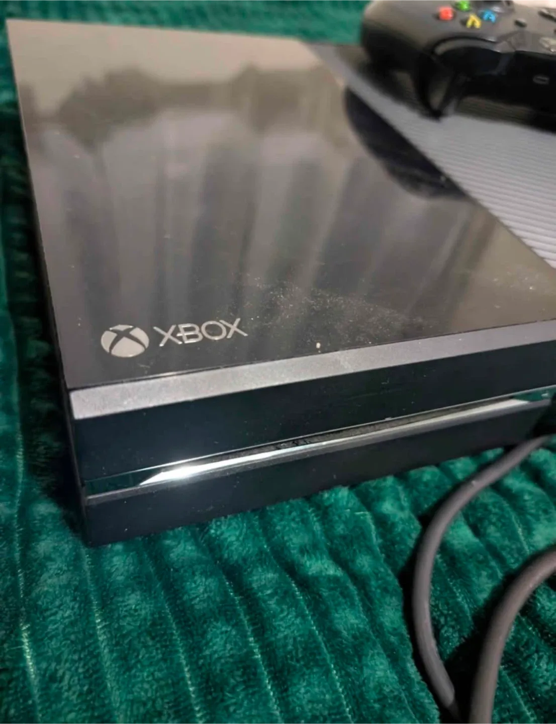 Xbox One Console with Controller