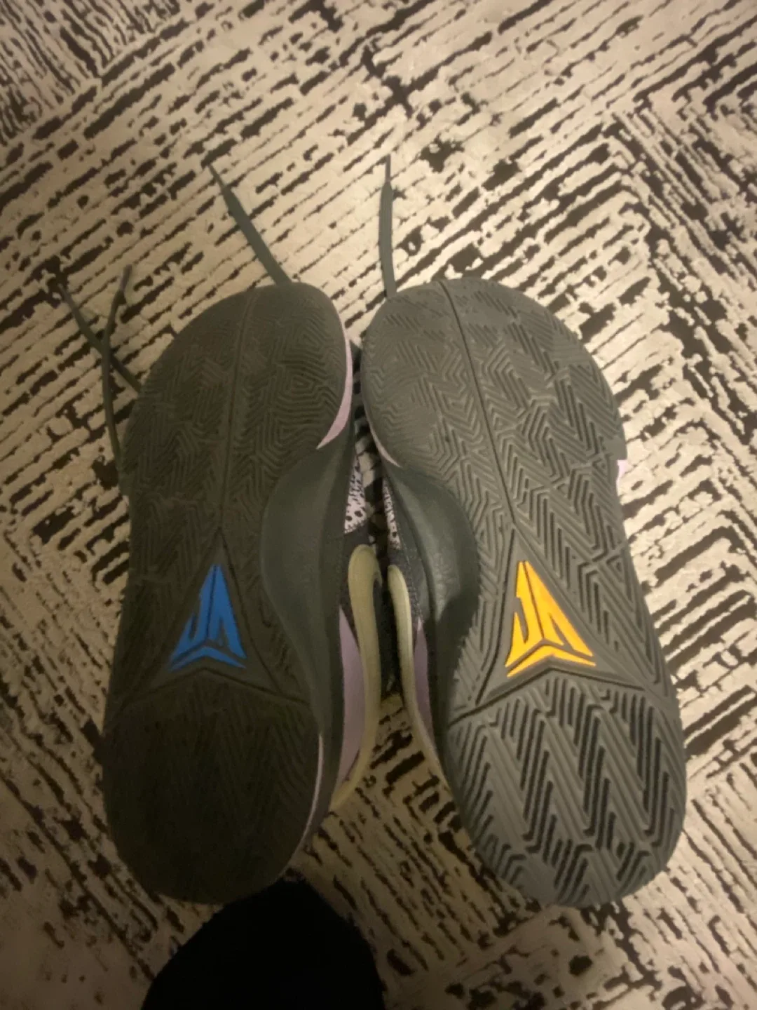 Ja 1s size 8.5 image indicator(6)