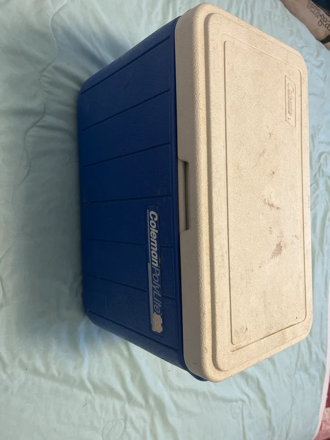 Coleman cooler. image indicator(3)