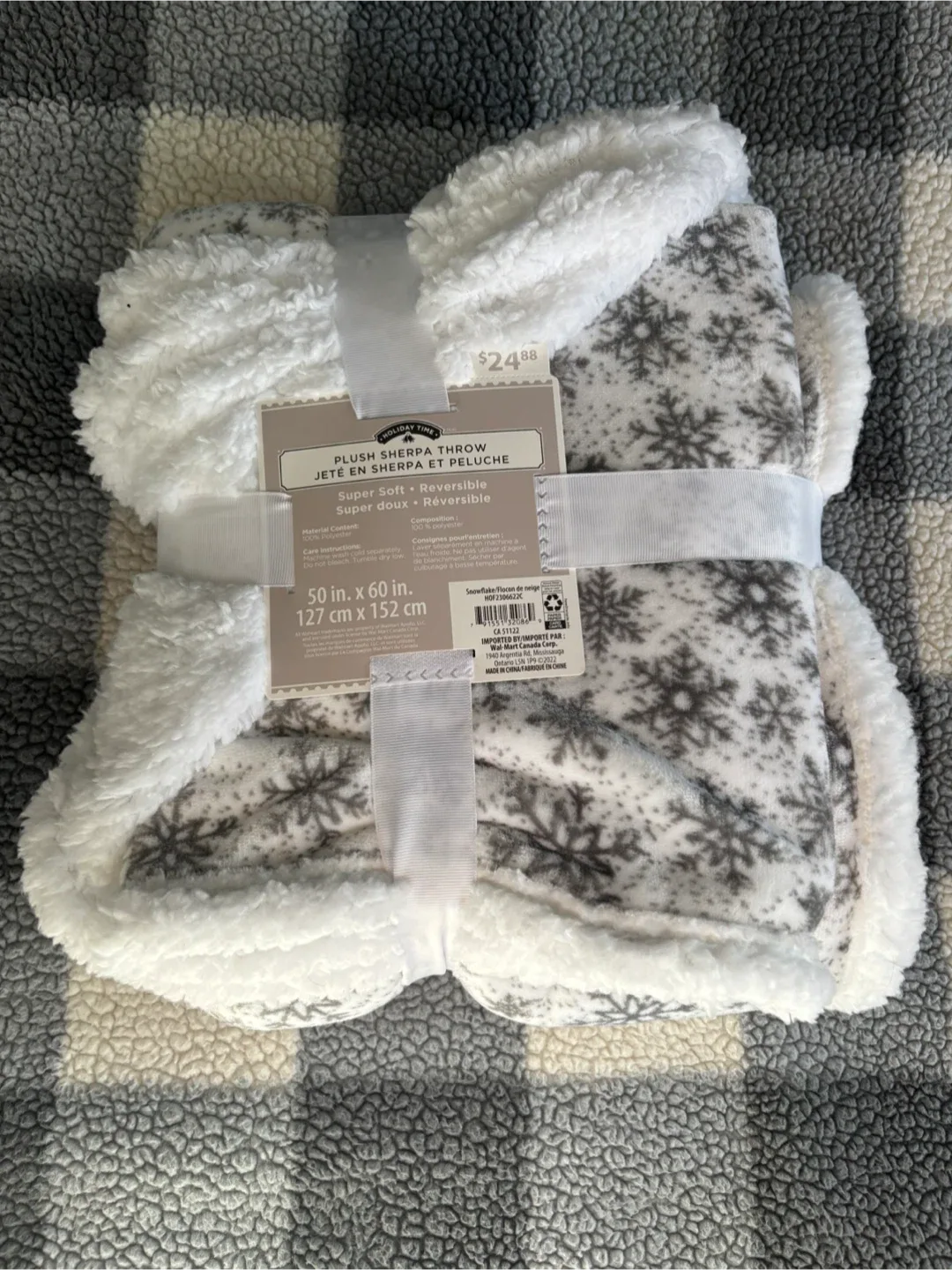 Plush Snowflake Throw Blanket
