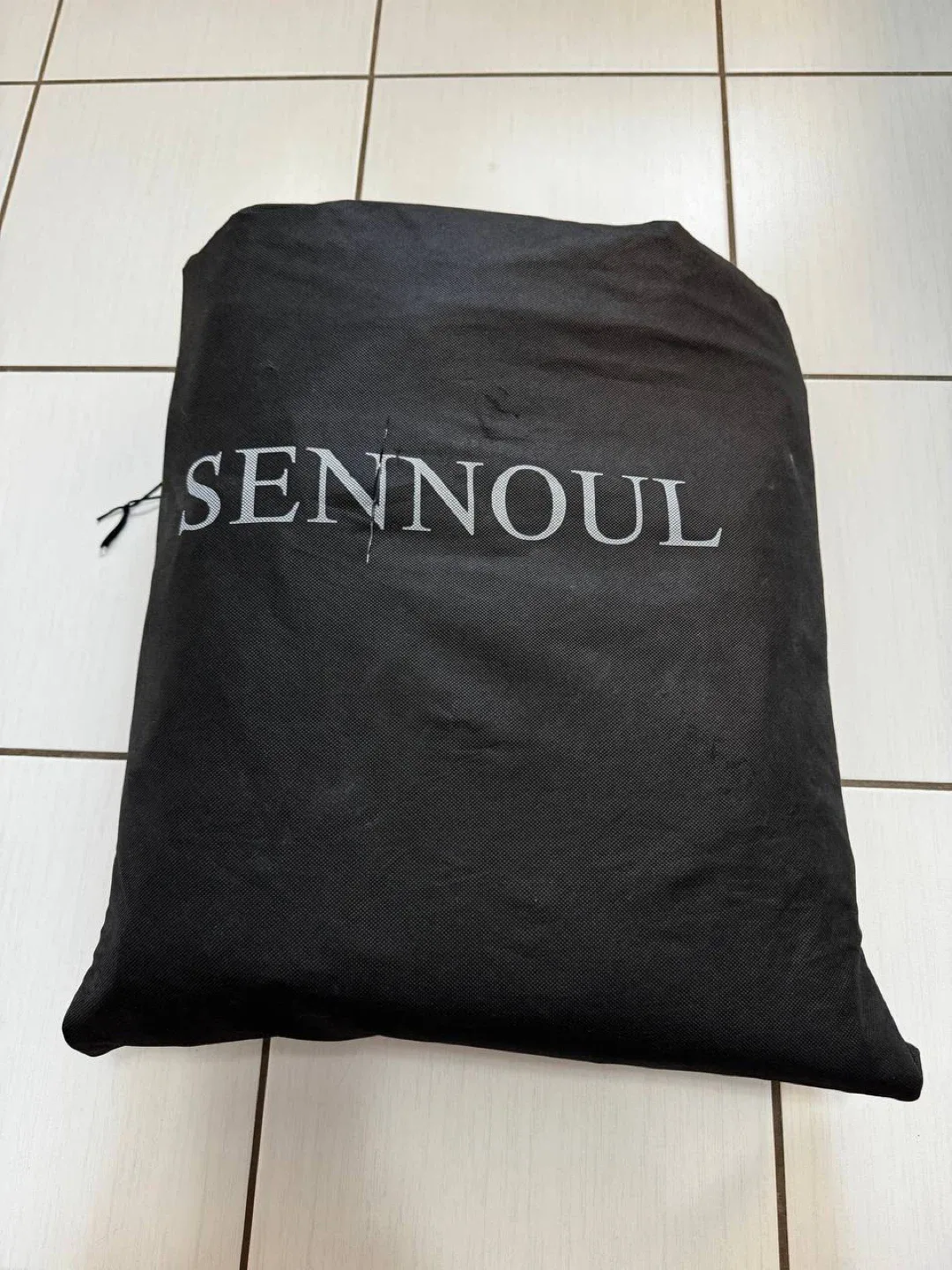 SENNOUL Queen Air Mattress w/ Built-In Pump – Open Box – $60 image indicator(10)