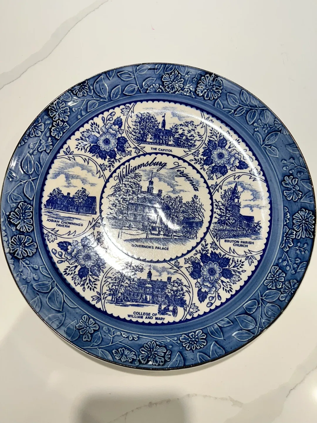 Williamsburg Virginia Decorative Plate