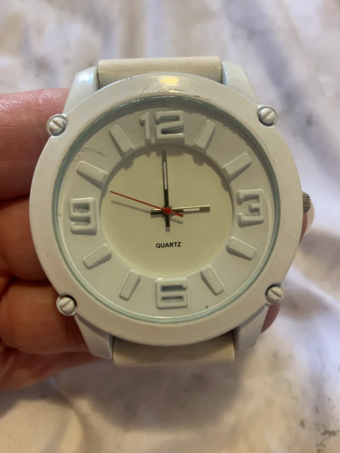 White Quartz Watch SW002-B