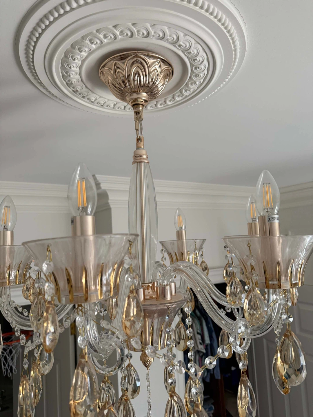 Elegant Chandelier with Crystal Drops - photo 4