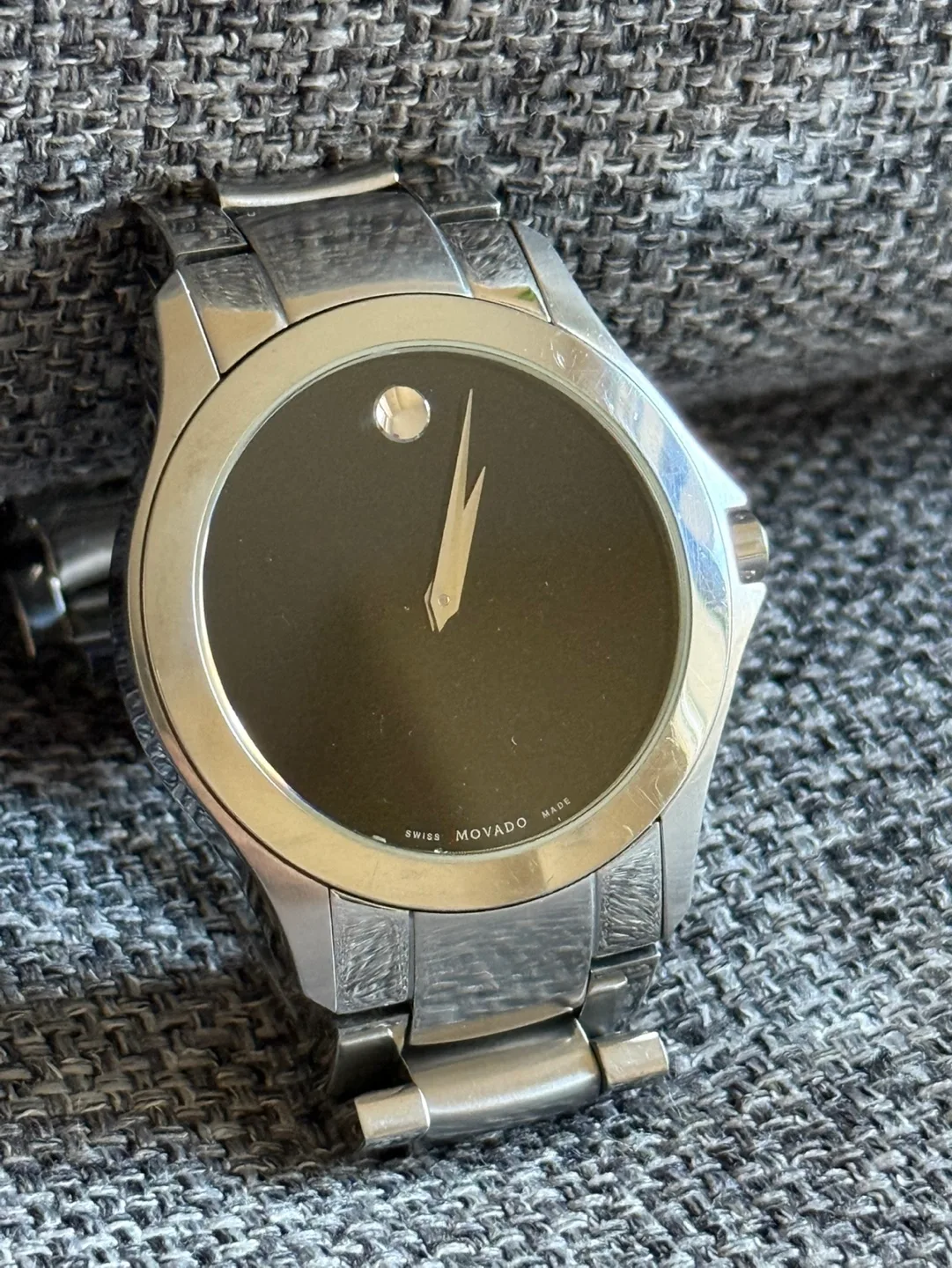 Movado Museum Swiss Made Watch image indicator(2)