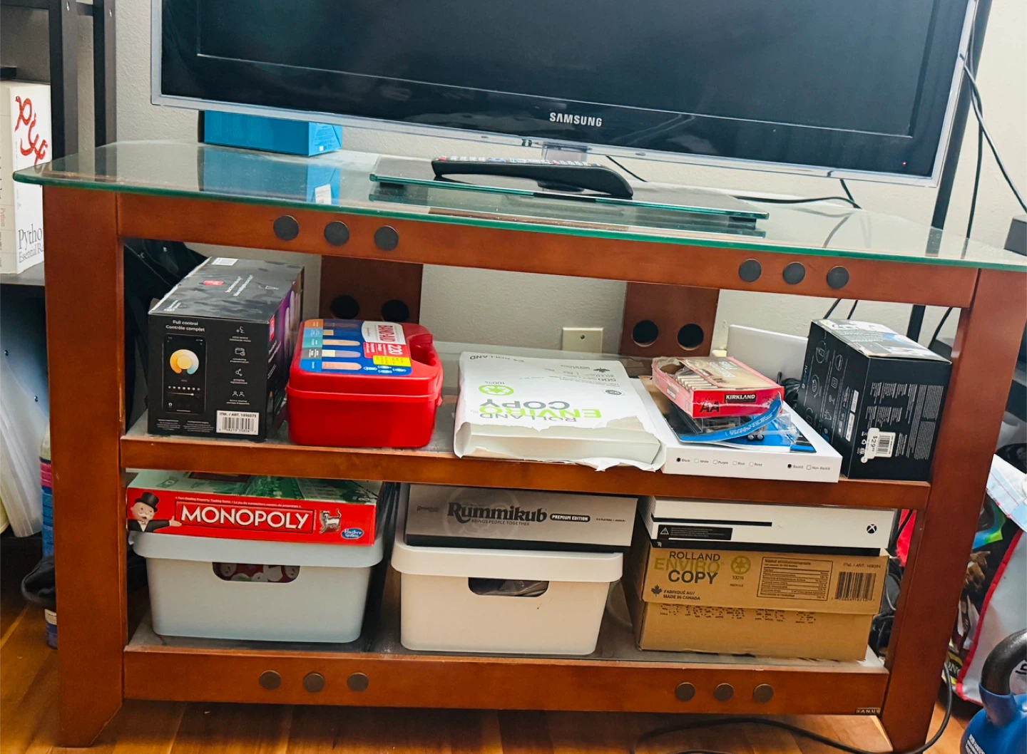 Glass & Wood TV Stand / Media Console (Pick Up Only)