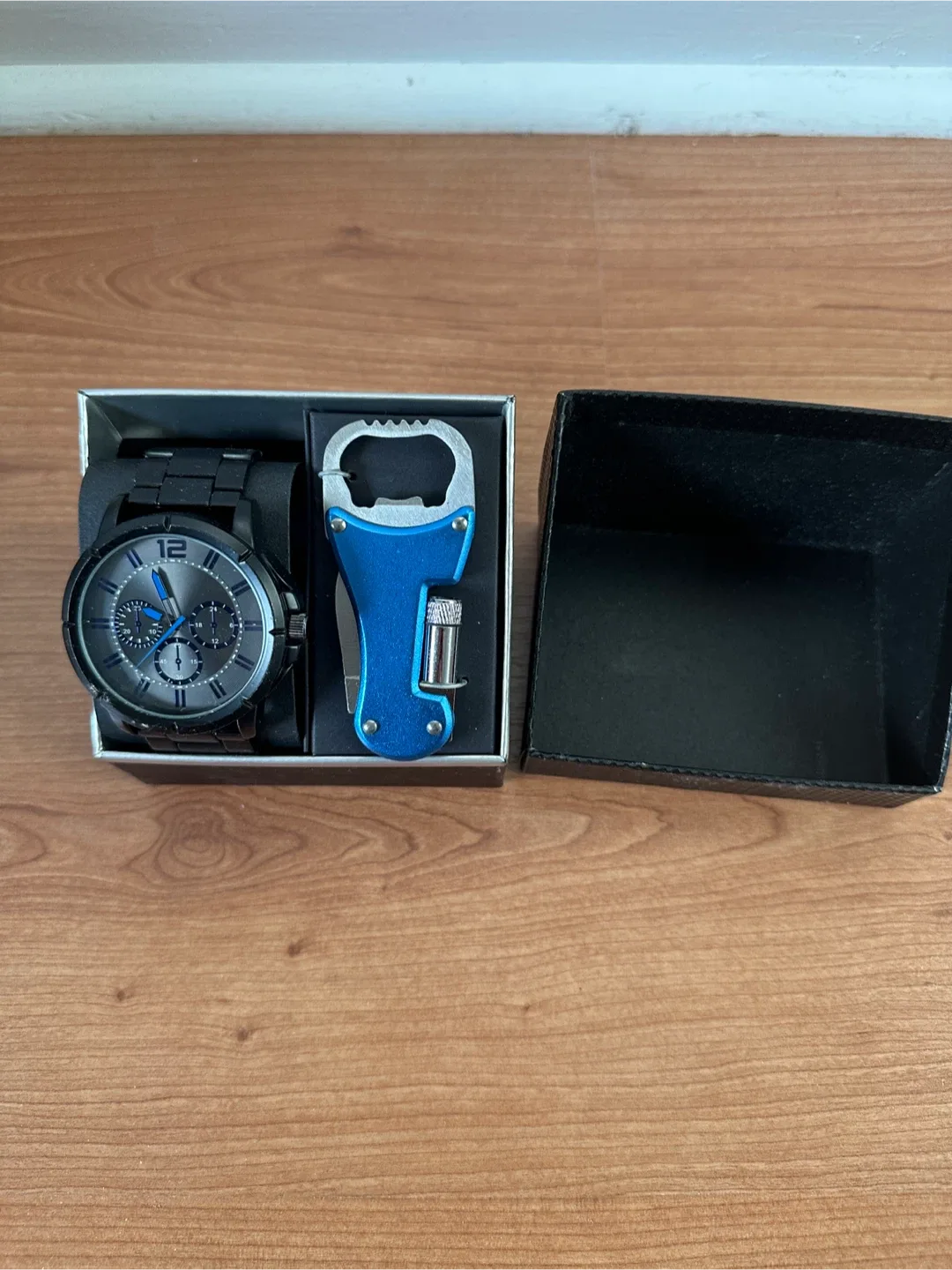 Men's Watch & Multi-Tool Gift Set - Black image indicator(2)