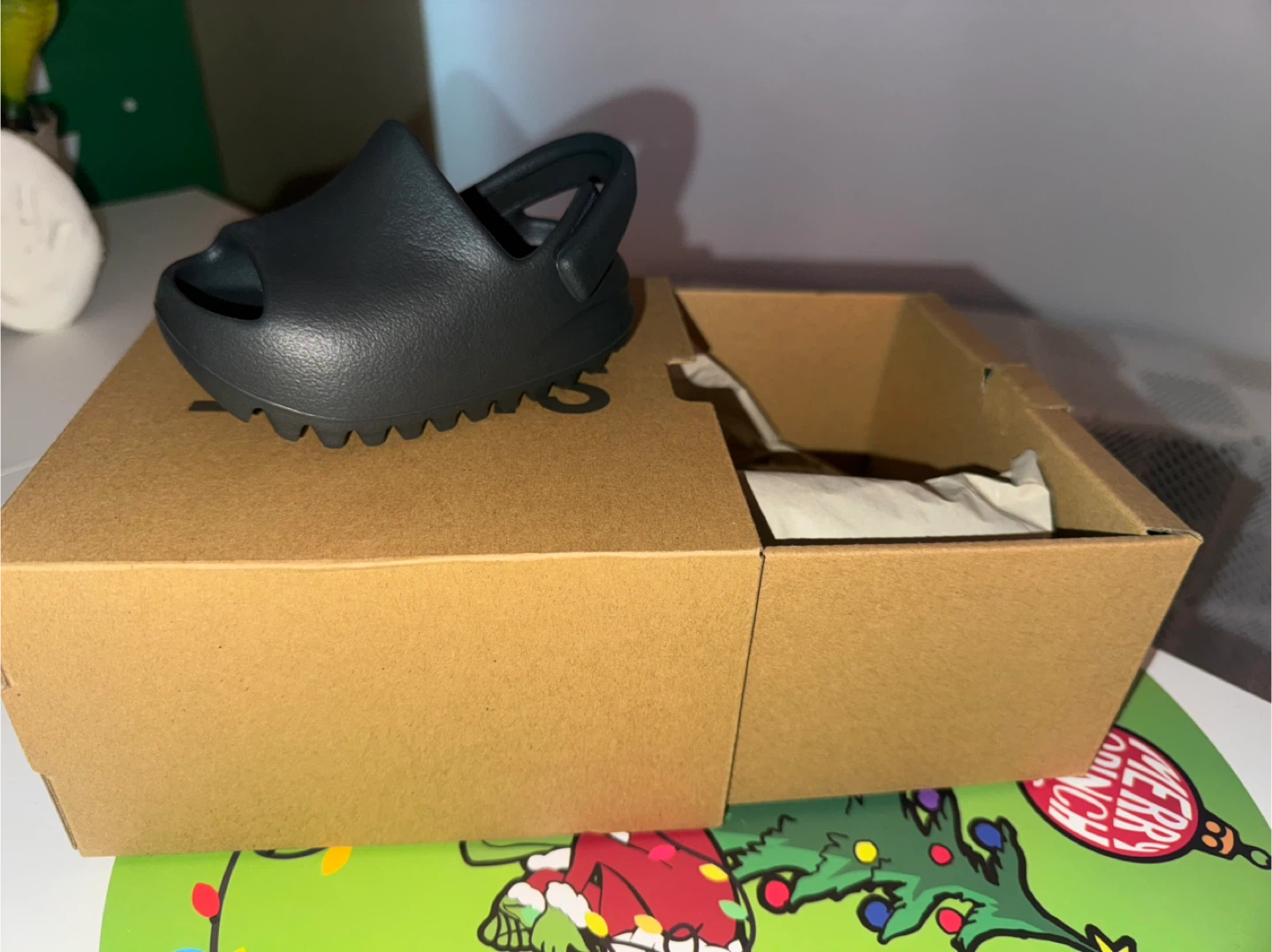 New Adidas YZY Slide Infants Size 4K - photo 3