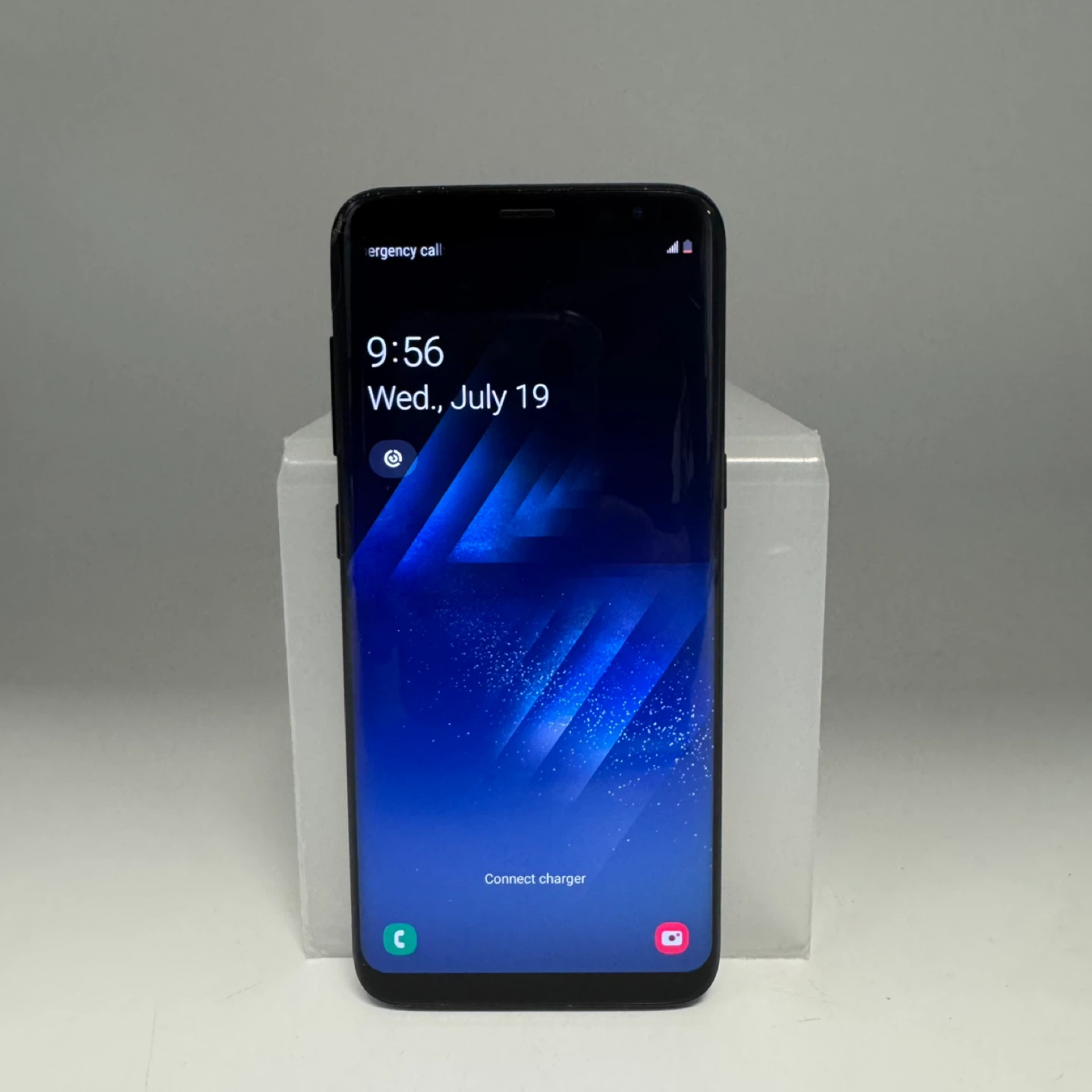 Samsung Galaxy S8 – 64GB Unlocked , Small Cracks - photo 5