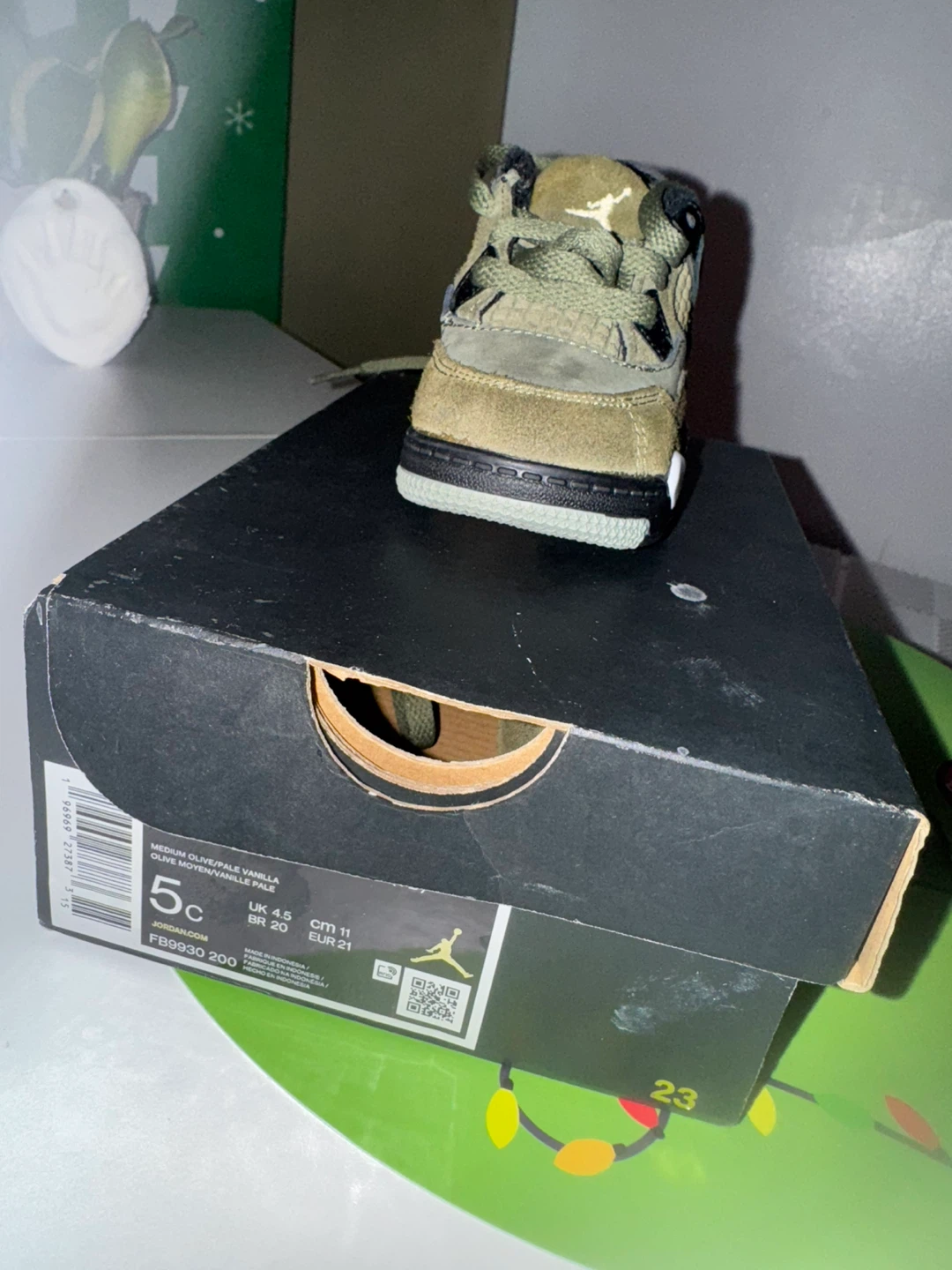 Jordan 4 Retro SE Olive Canvas Kids Size 5C