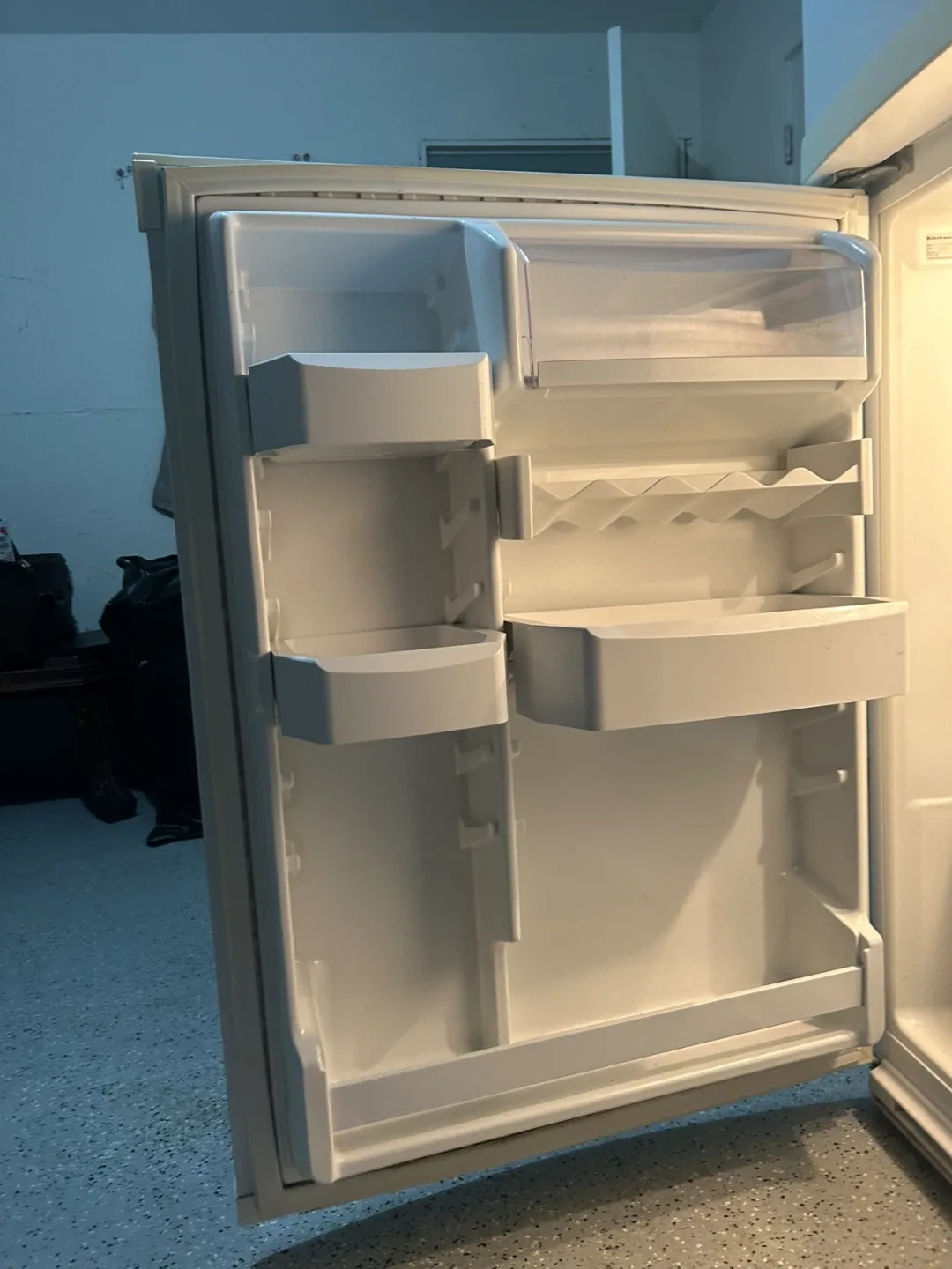 KitchenAid White Refrigerator image indicator(6)