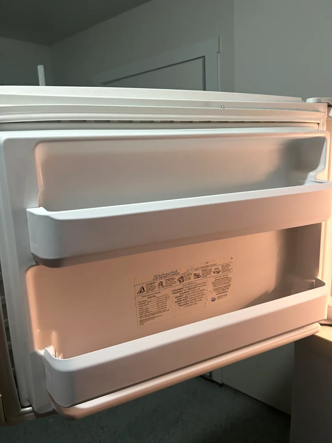 KitchenAid White Refrigerator image indicator(3)