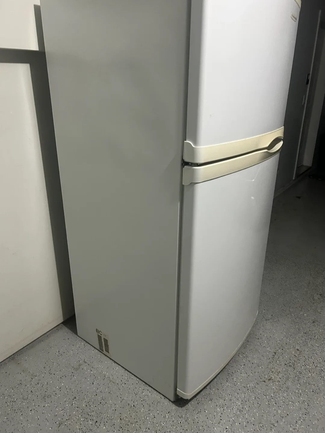 KitchenAid White Refrigerator image indicator(2)