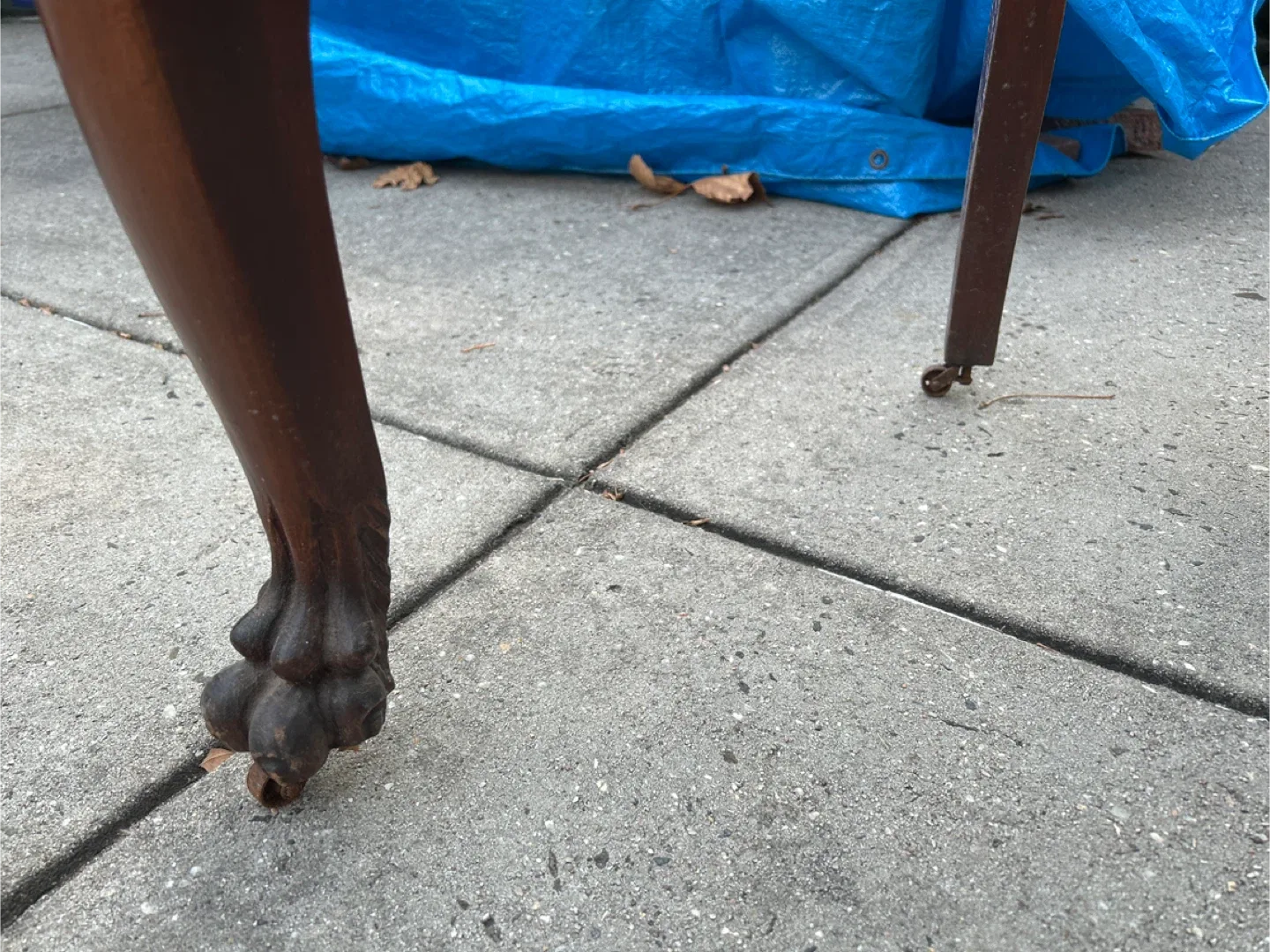 Antique Wood Chair Frame with Lion Head Detail image indicator(8)