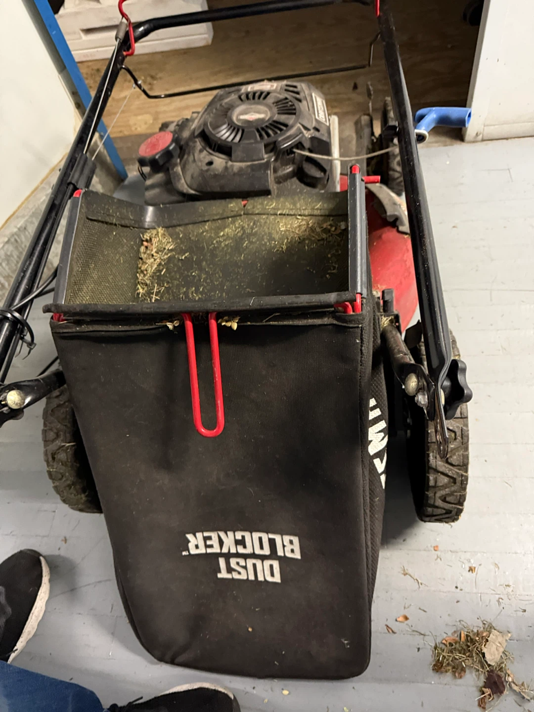 Craftsman Briggs & Stratton Lawn Mower - photo 2