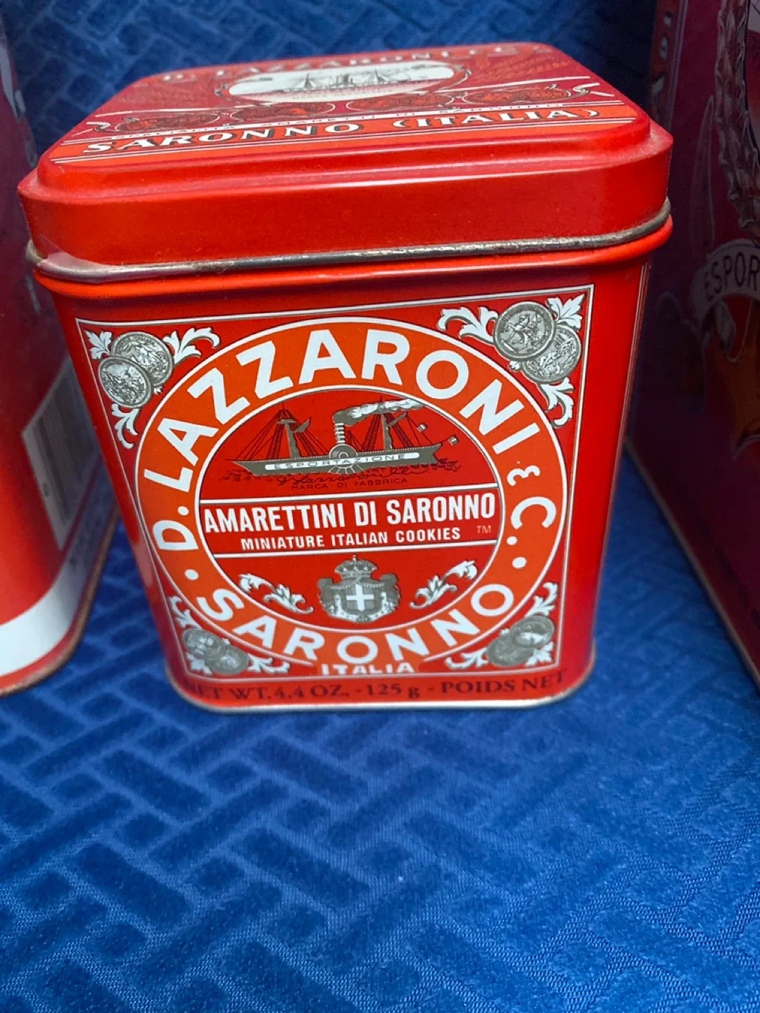 Lazzaroni Amaretti di Saronno Cookie Tins - Set of 3 image indicator(3)