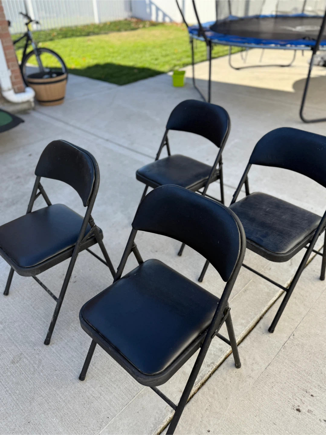 Set of 4 Black Folding Chairs - photo 3