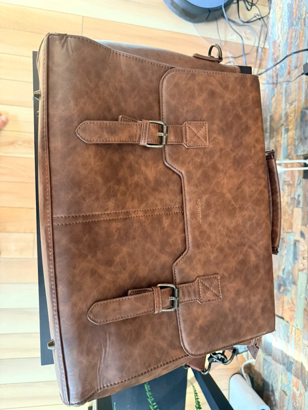 Vintage Brown Leather 15.6" Laptop Messenger Bag