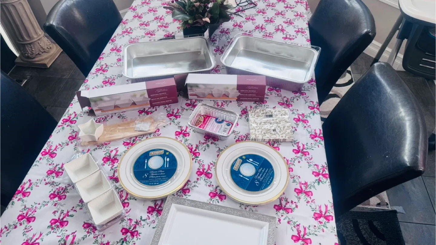 Casa Signature Serving Bowls with Bamboo Tray