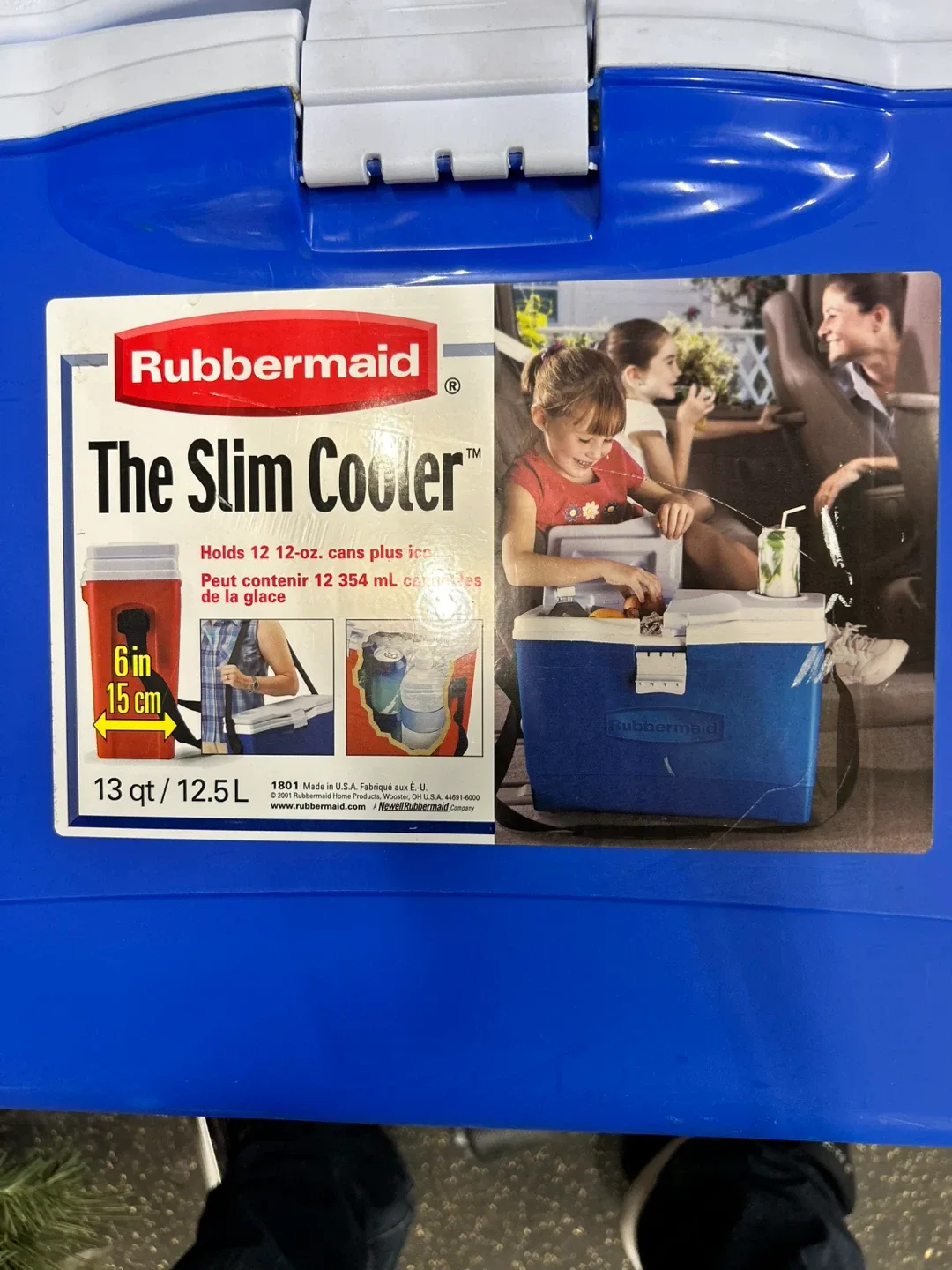 Rubbermaid The Slim Cooler - 13 qt / 12.5 L