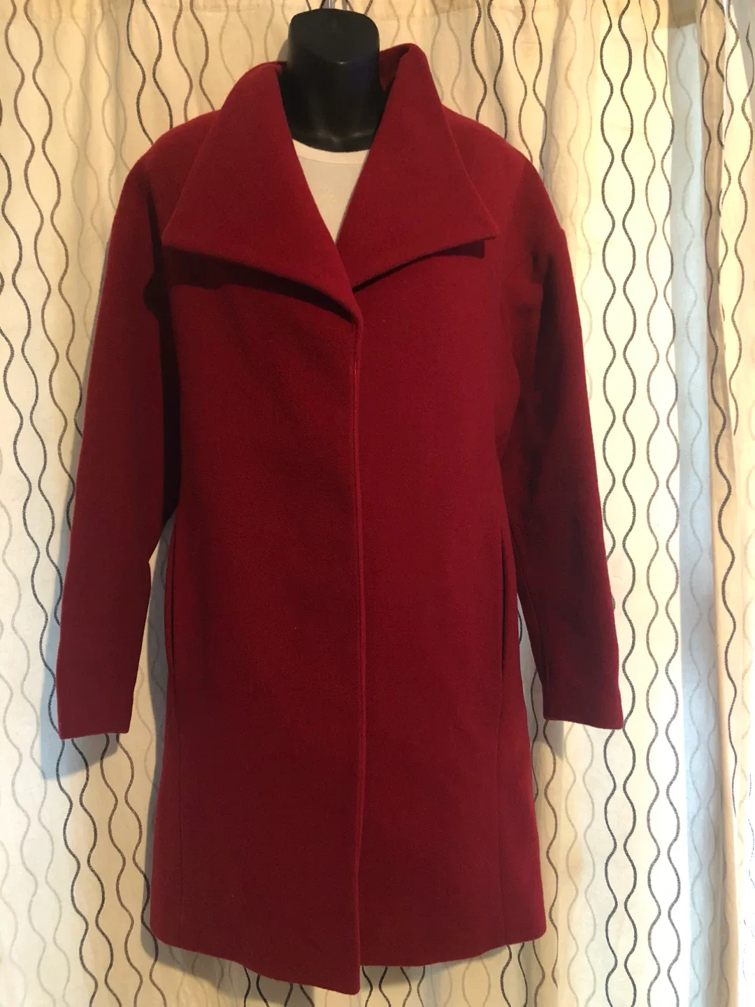 Melanie Lyne Red Wool Coat - Size 8 image indicator(3)