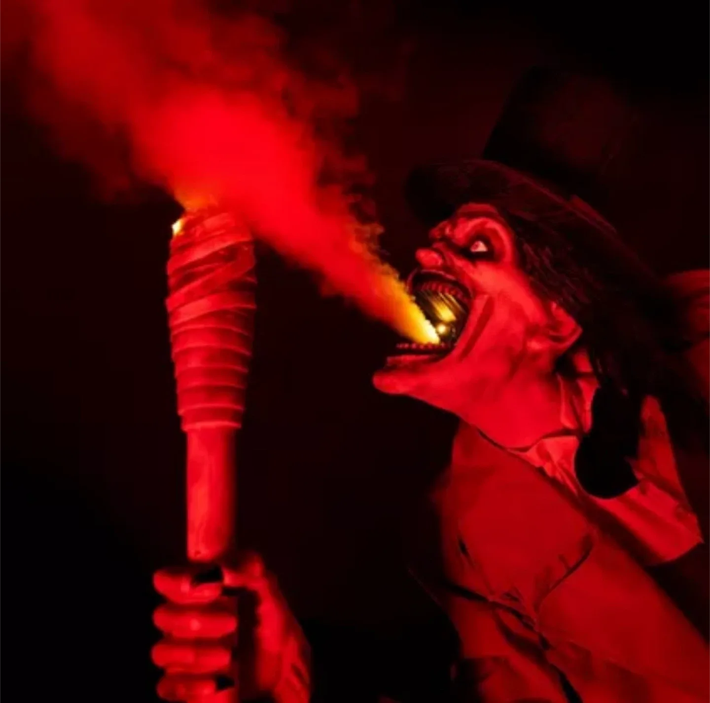 Animatronic Light-Up Dr. Payne the Fire Eater on Stilts, 9.7ft image indicator(5)