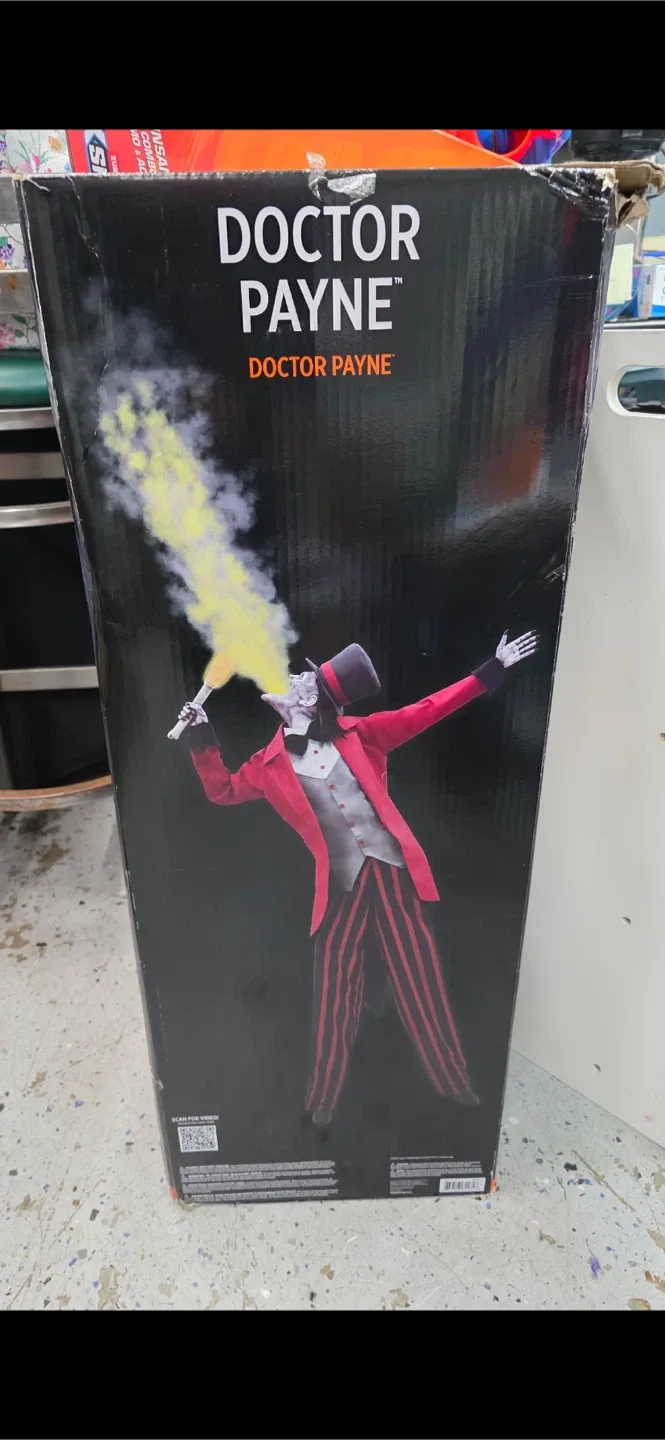 Animatronic Light-Up Dr. Payne the Fire Eater on Stilts, 9.7ft image indicator(9)