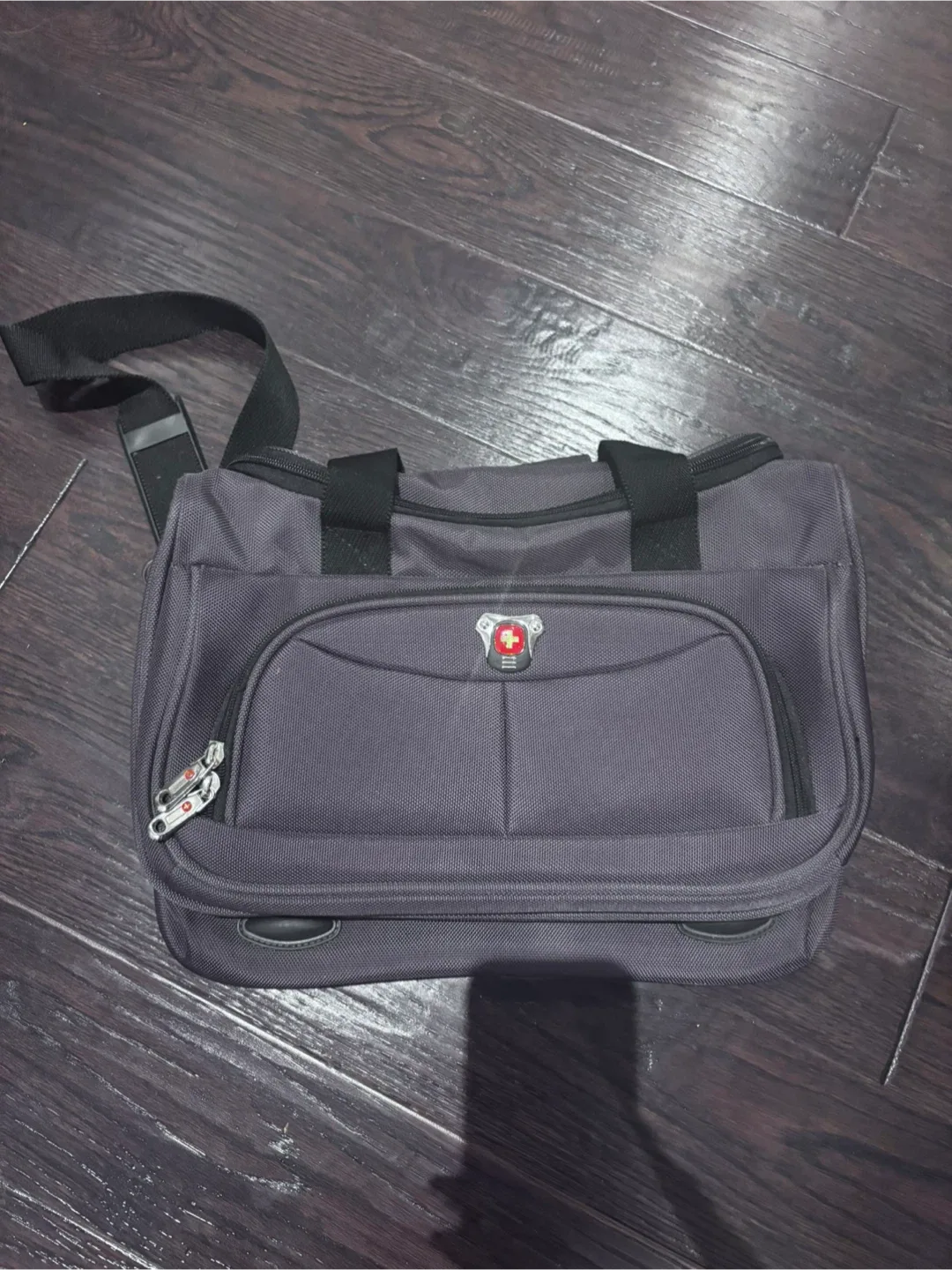 SwissGear Grey Shoulder Bag