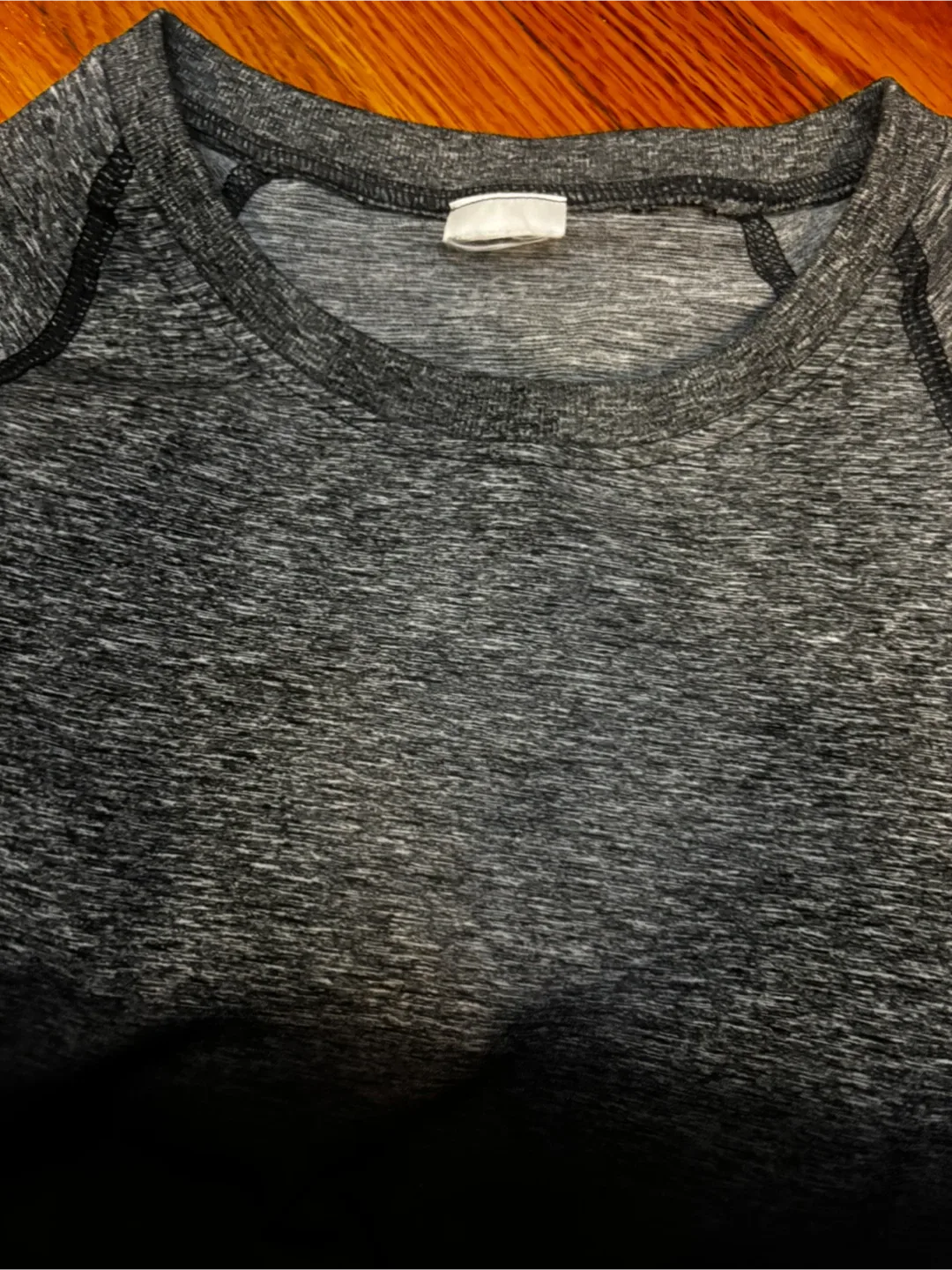 Gymshark Long Sleeve Crop Top - Grey/Black image indicator(2)