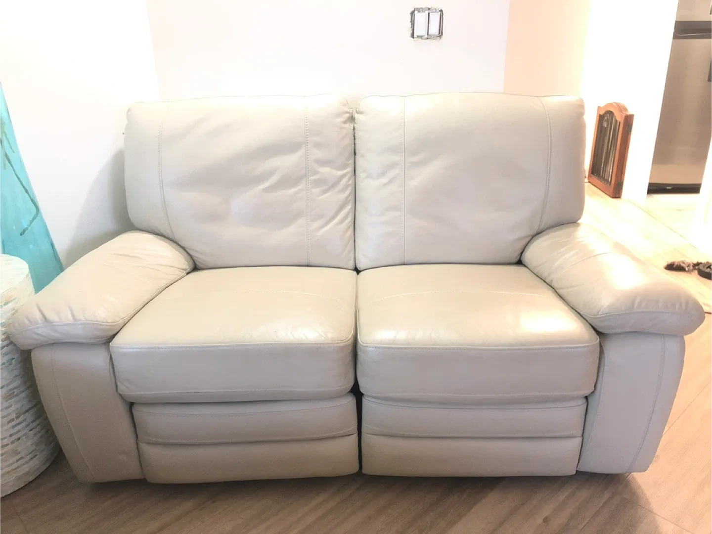 Cream Leather Reclining sofa, Loveseat and Chair Set