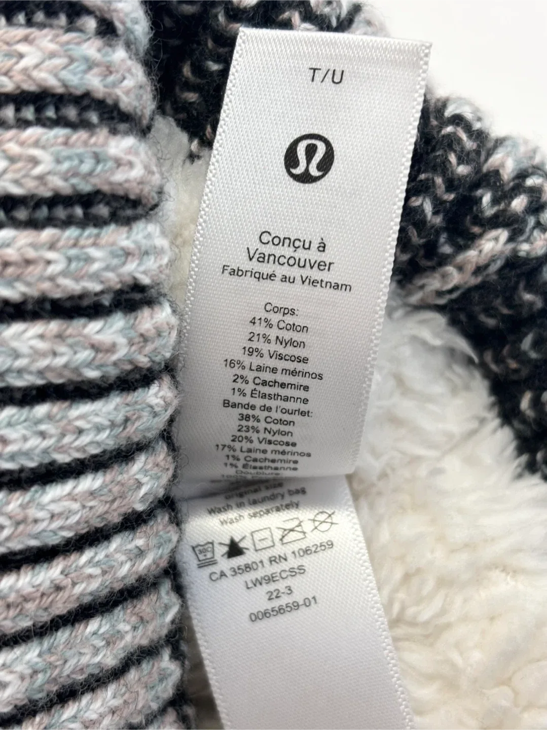 Lululemon Beanie Hat with a Pom pom image indicator(5)