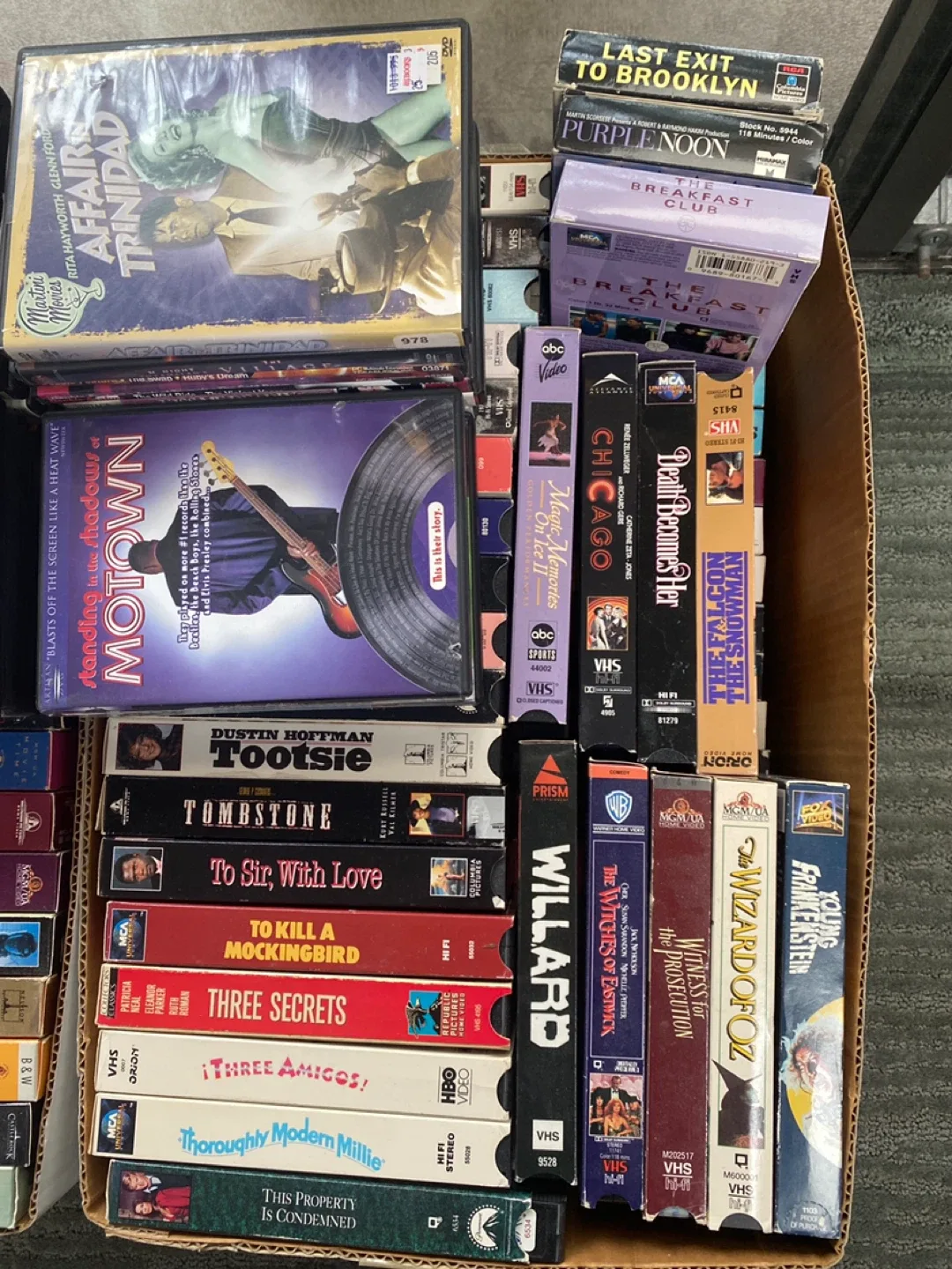 VHS Tapes 153 & DVD 47 - Variety of Titles image indicator(5)