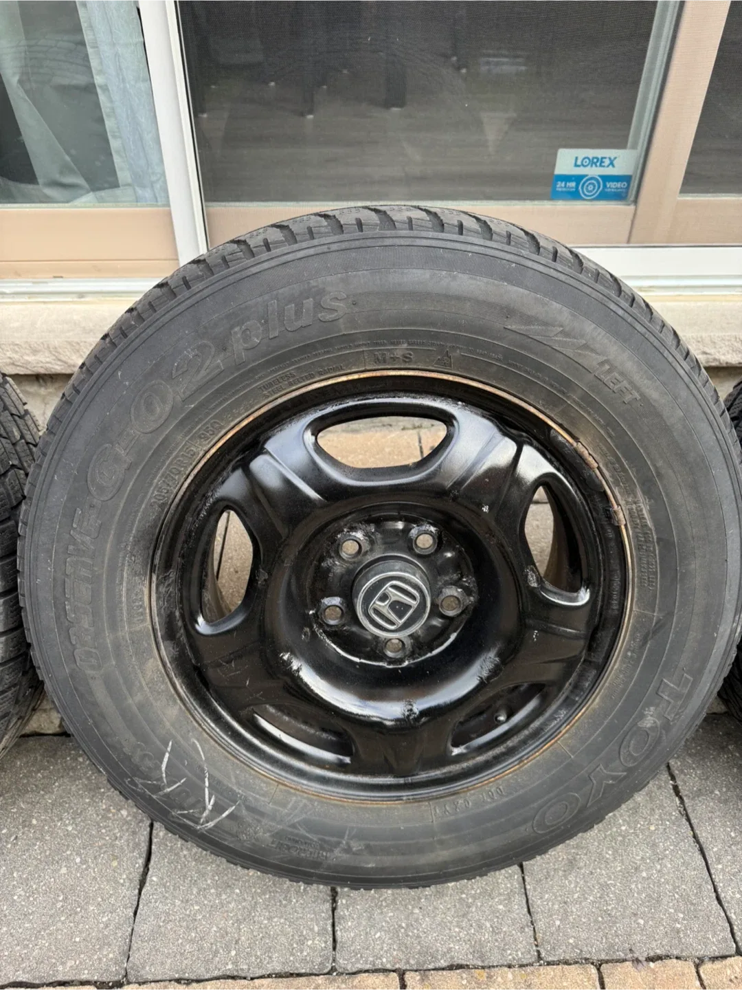 Set of 4 Winter Tires on Honda Rims image indicator(2)