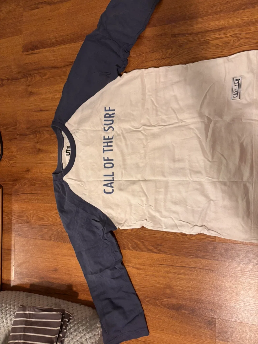 Uniqlo x Cash-Yew Long Sleeve T-Shirts