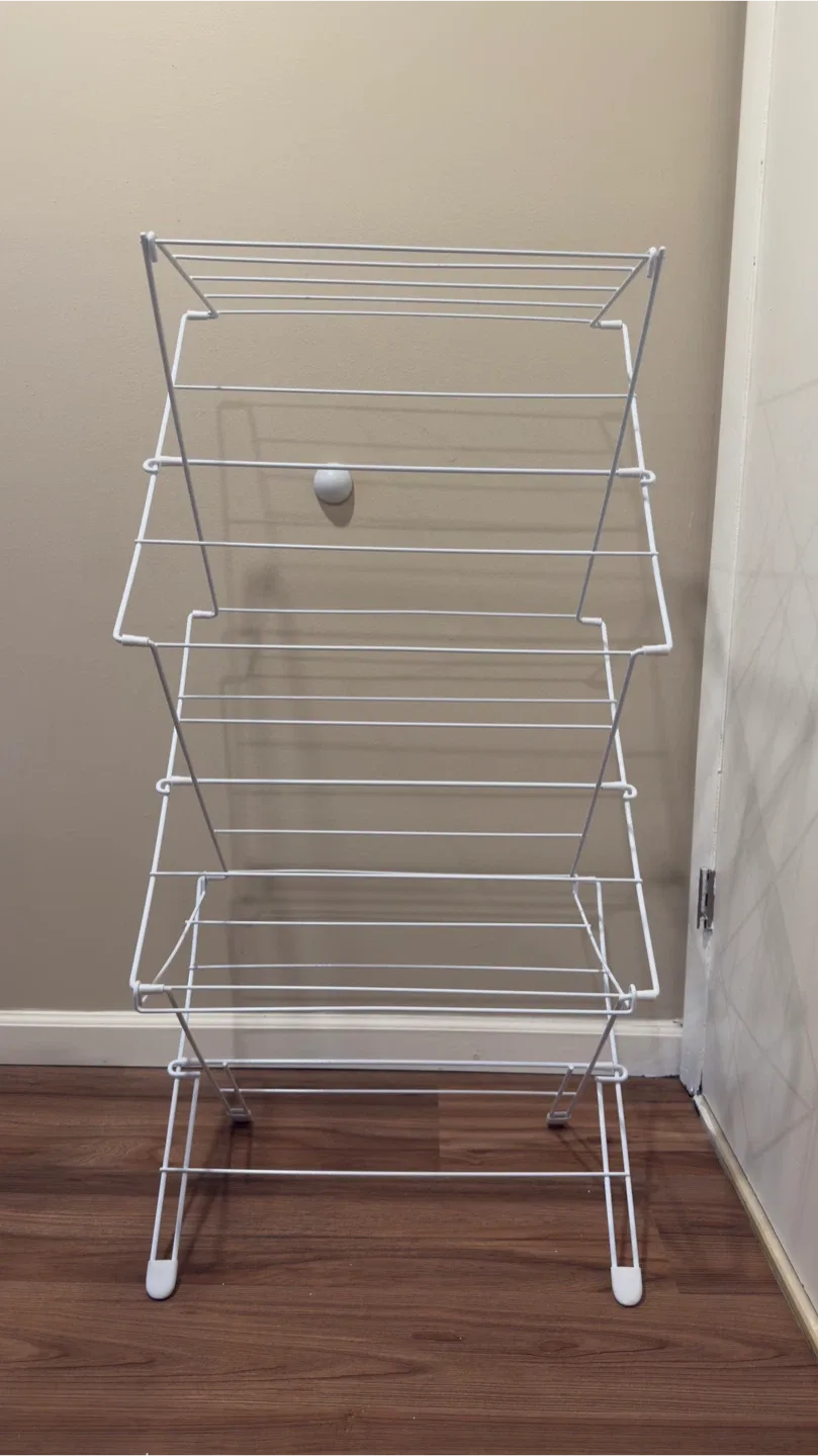 White Metal Clothes Drying Rack