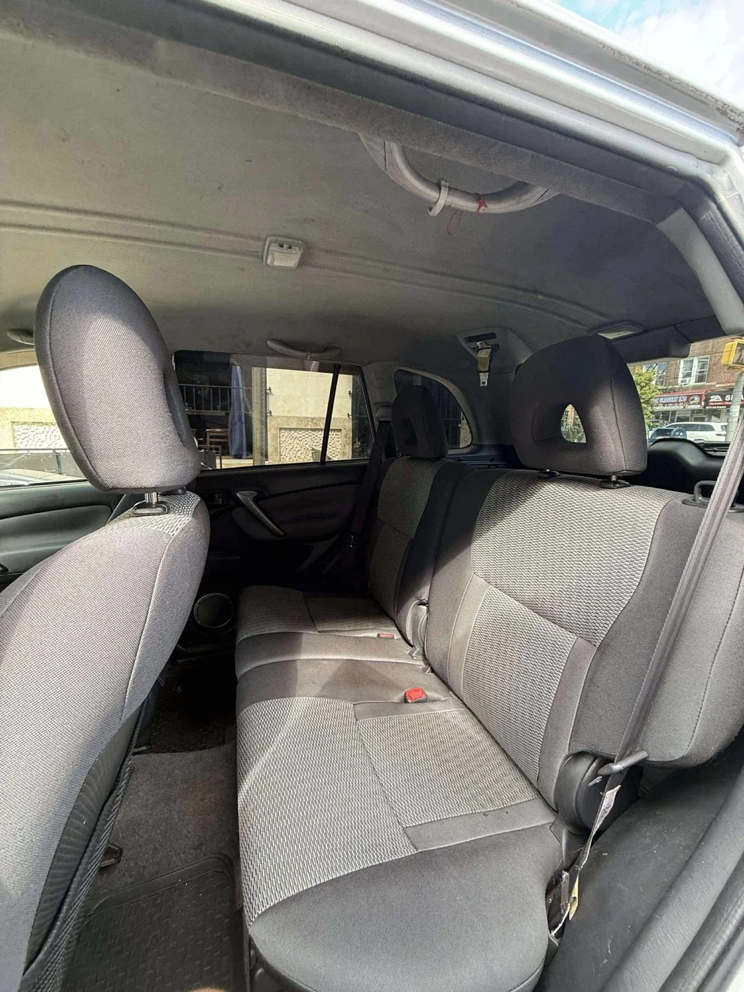 2004 Toyota RAV4 sport utility 4WD-114 k miles image indicator(5)