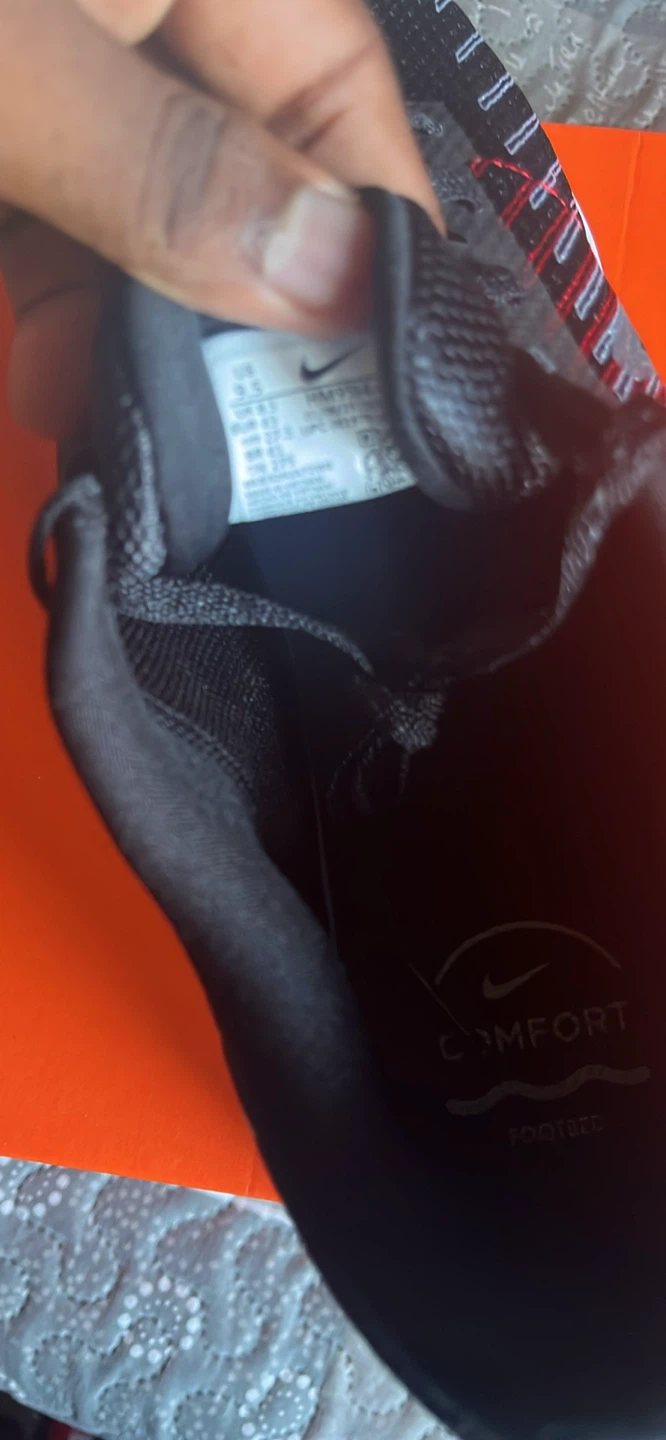 Nike Run Defy Black/Red Shoes - photo 2