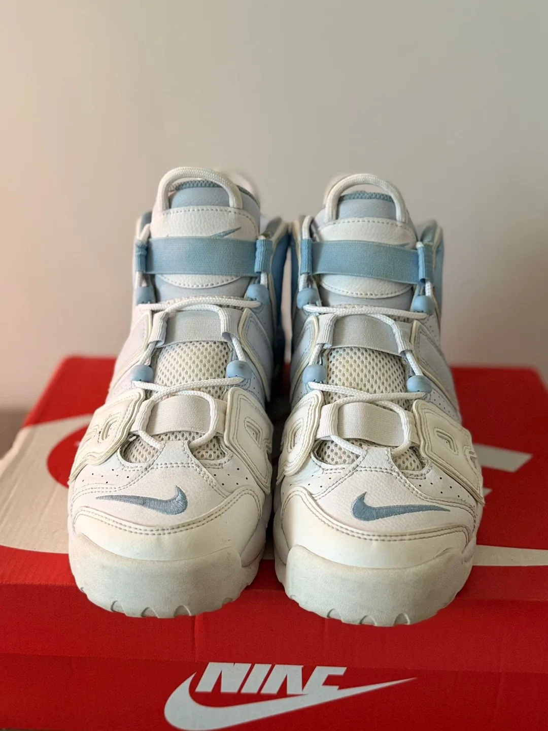 Coach Sling Backpack & Nike Air Force 1 Yellow image indicator(8)