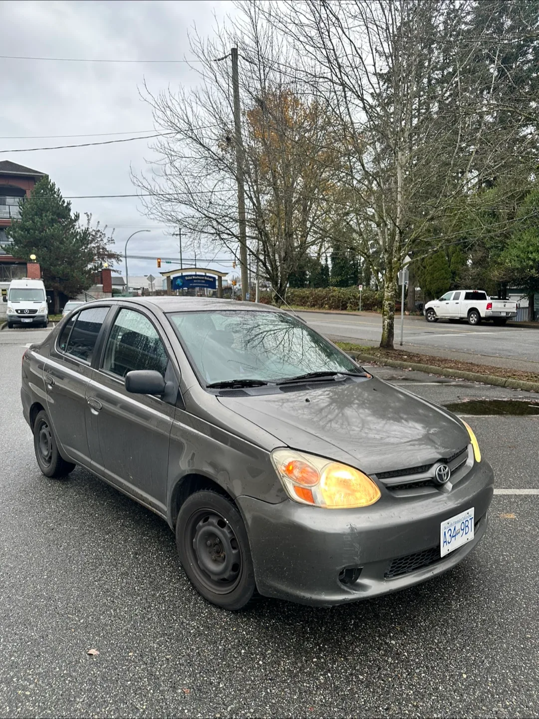 Toyota Echo Sedan - Great Commuter Car! image indicator(2)