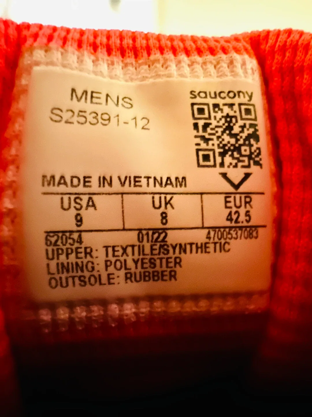 Saucony Men's size 9 image indicator(3)