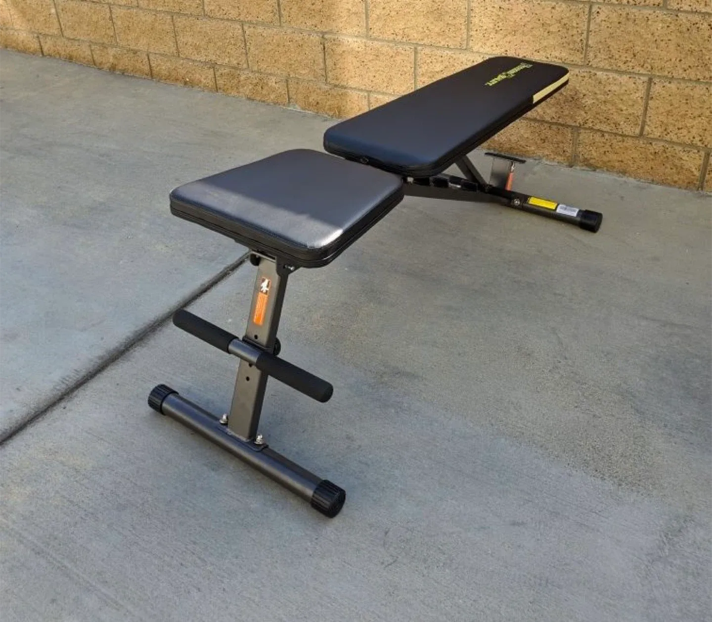 Fitness Reality SuperMax Adjustable Weight Bench
