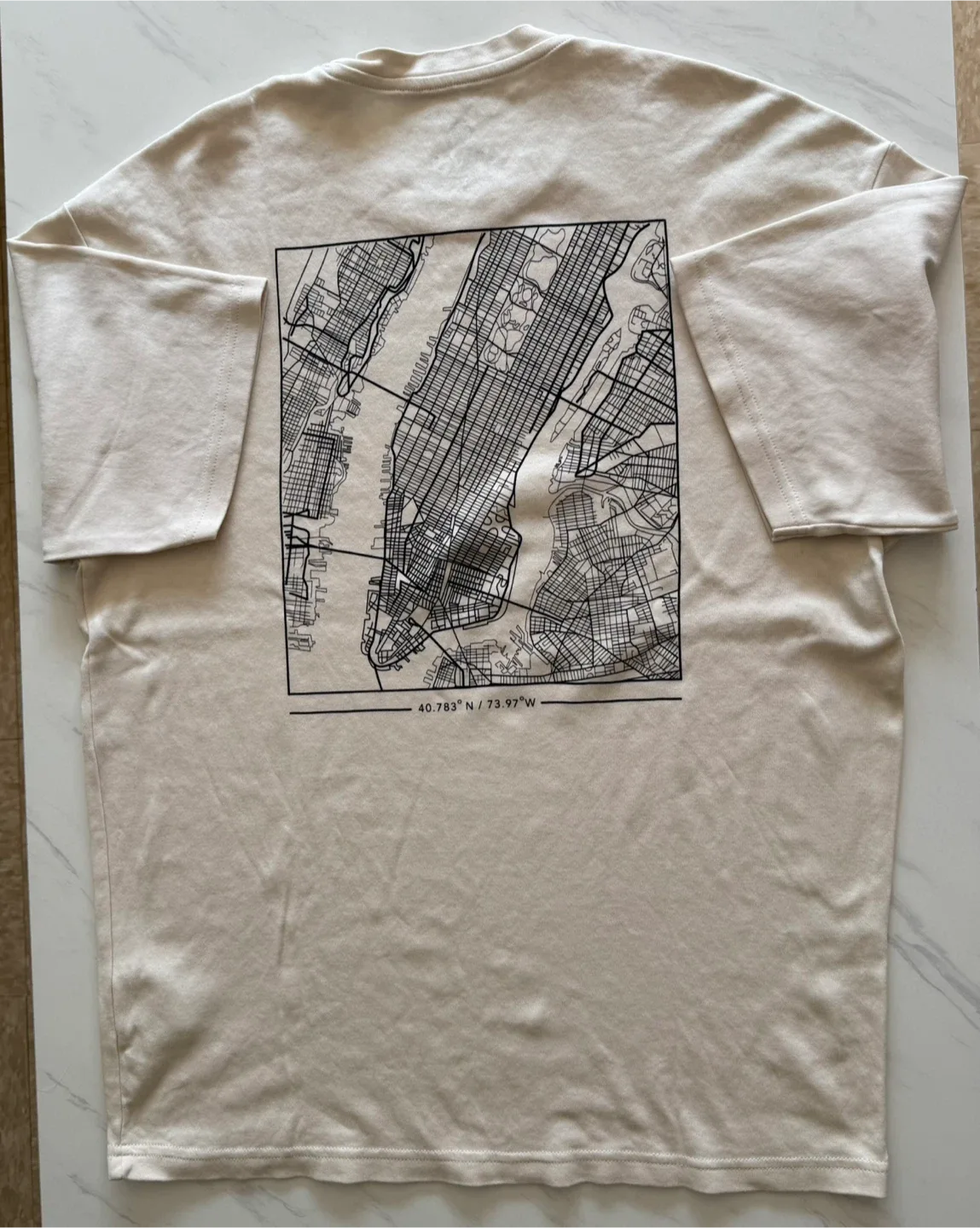 Snitch New York Graphic T-Shirt - Size M image indicator(3)