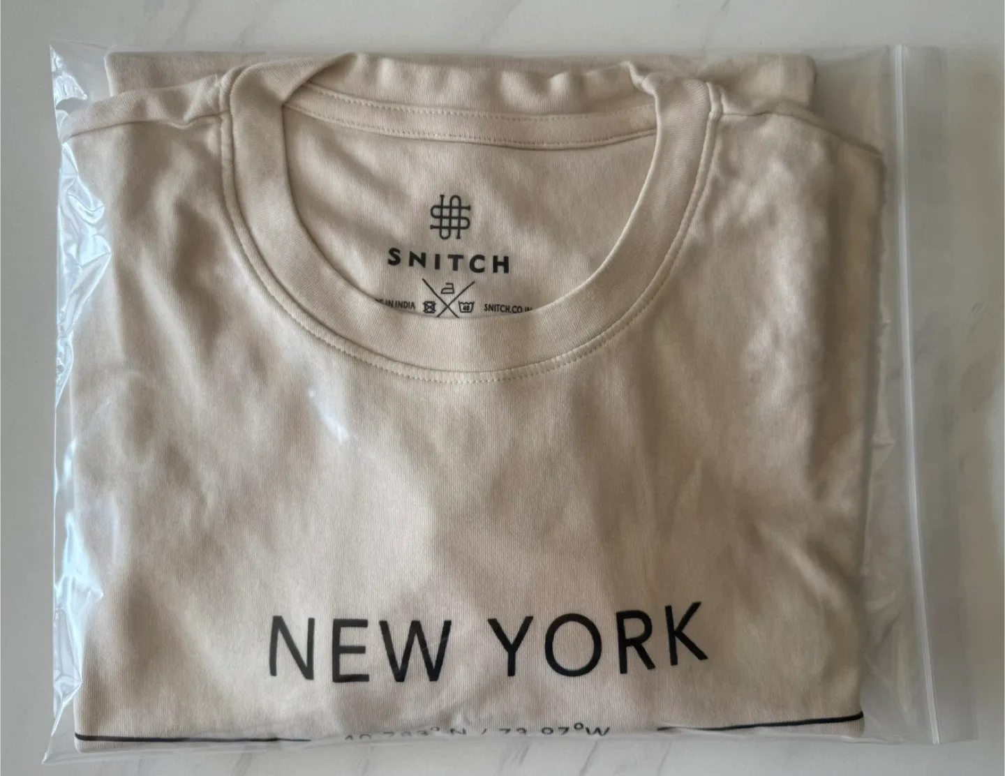 Snitch New York Graphic T-Shirt - Size M image indicator(5)