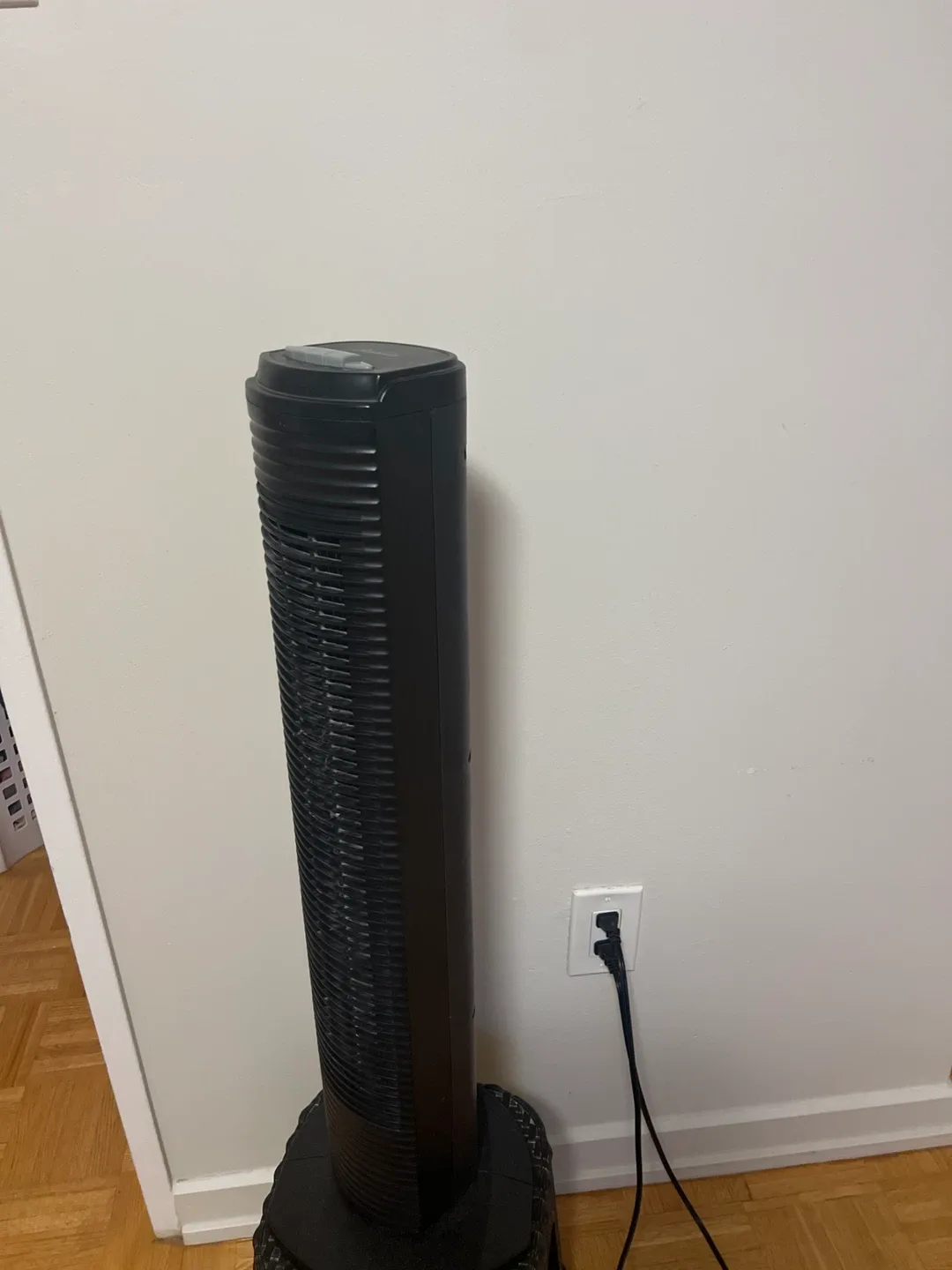 Black Tower Fan image indicator(2)